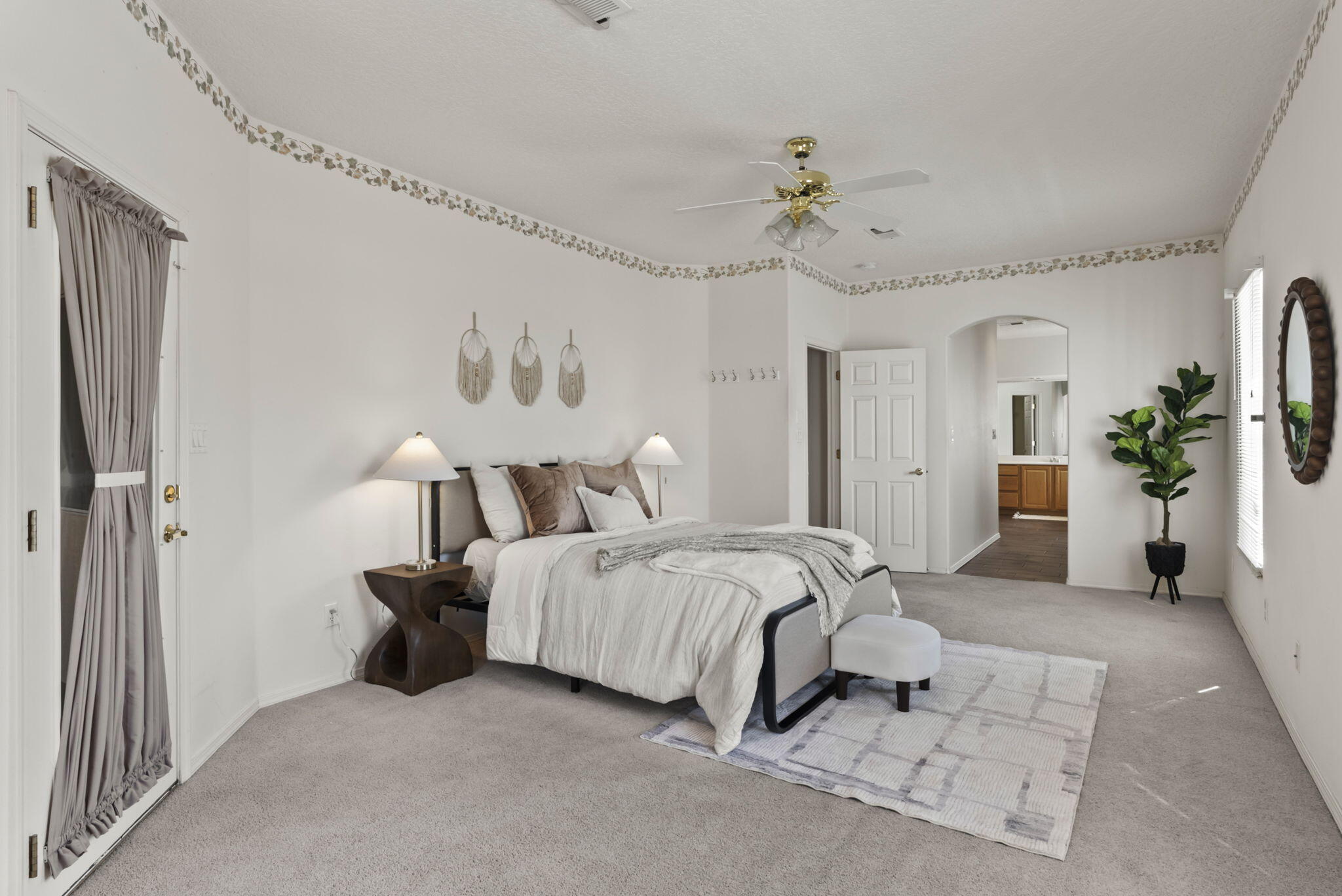 2105 GILA RIVER Road NE