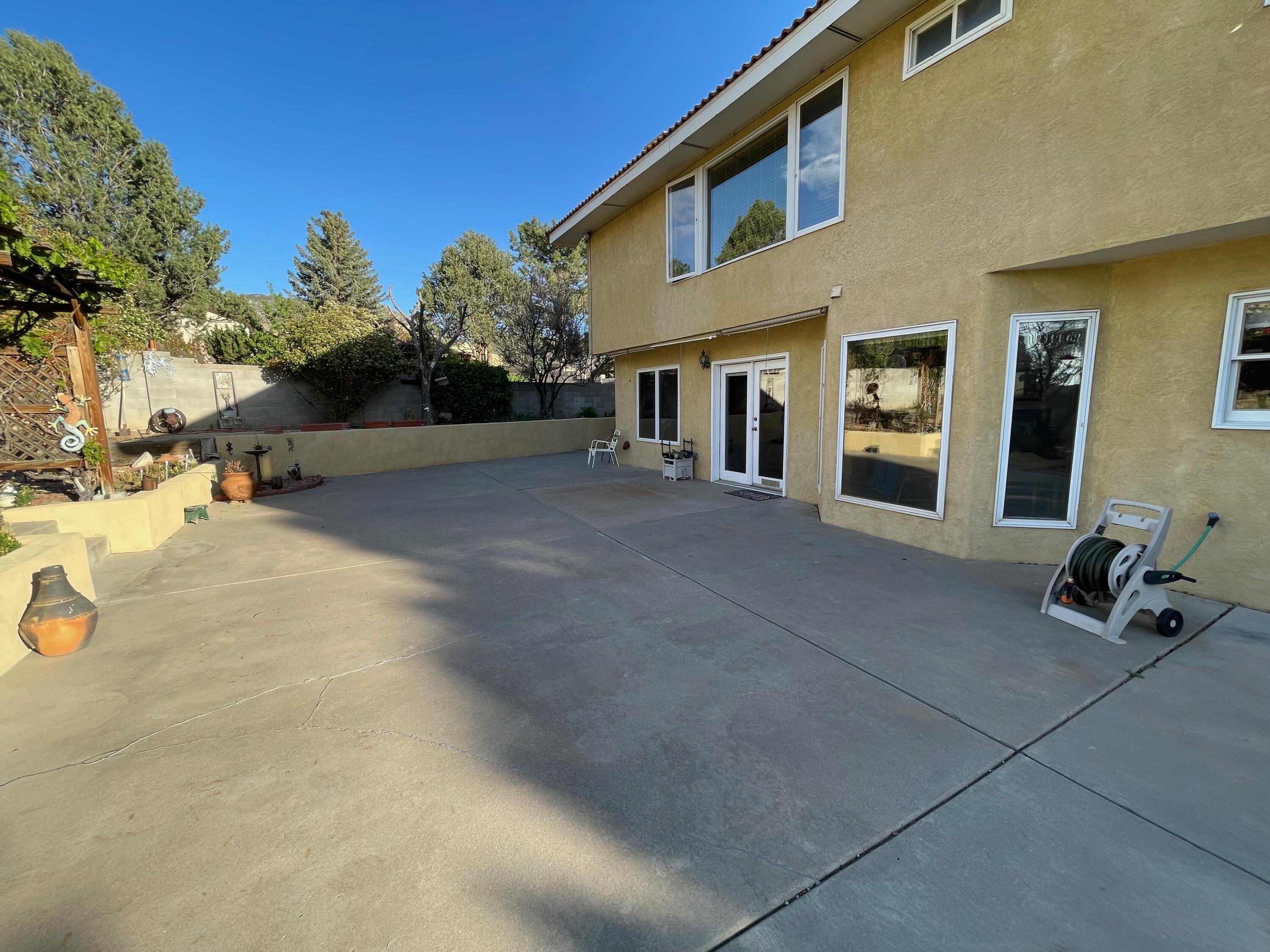 13617 REBONITO Court NE