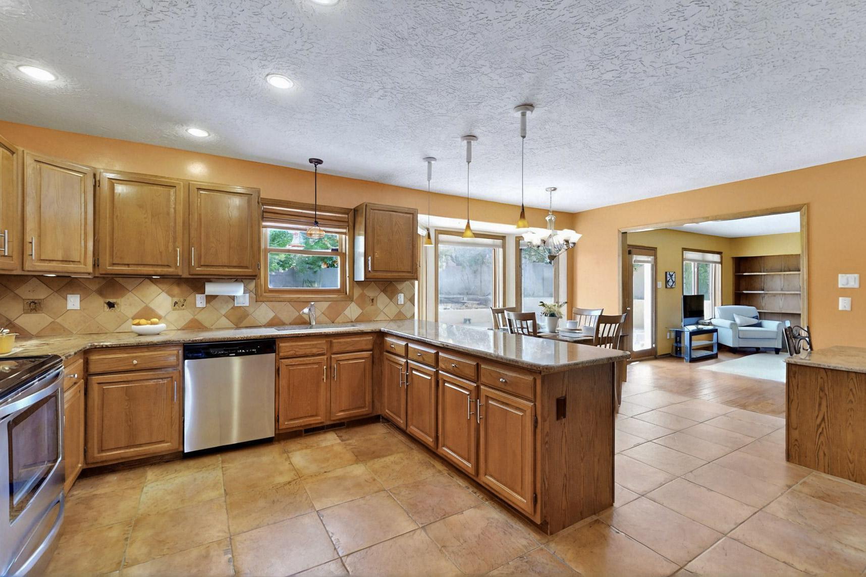 13617 REBONITO Court NE