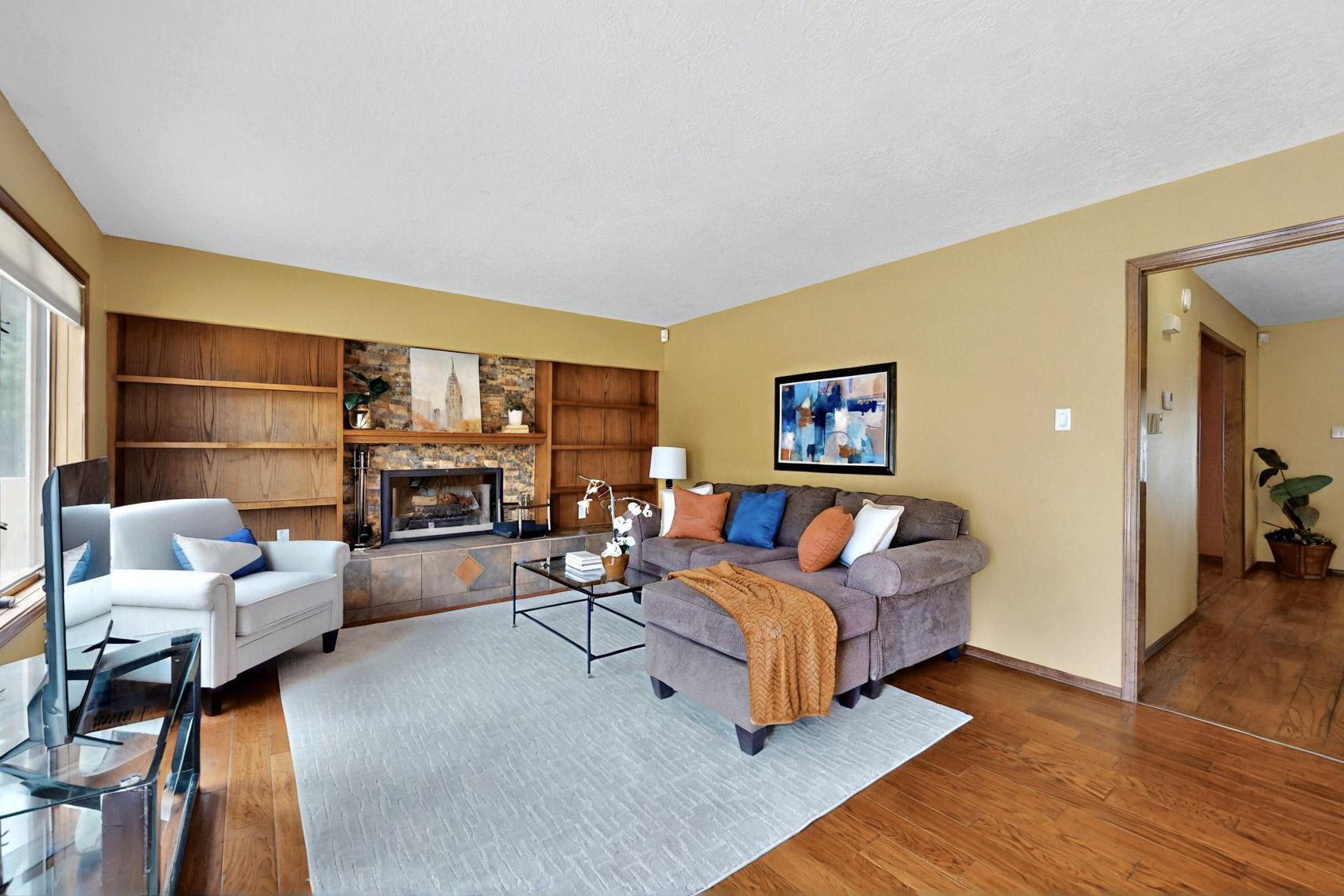 13617 REBONITO Court NE