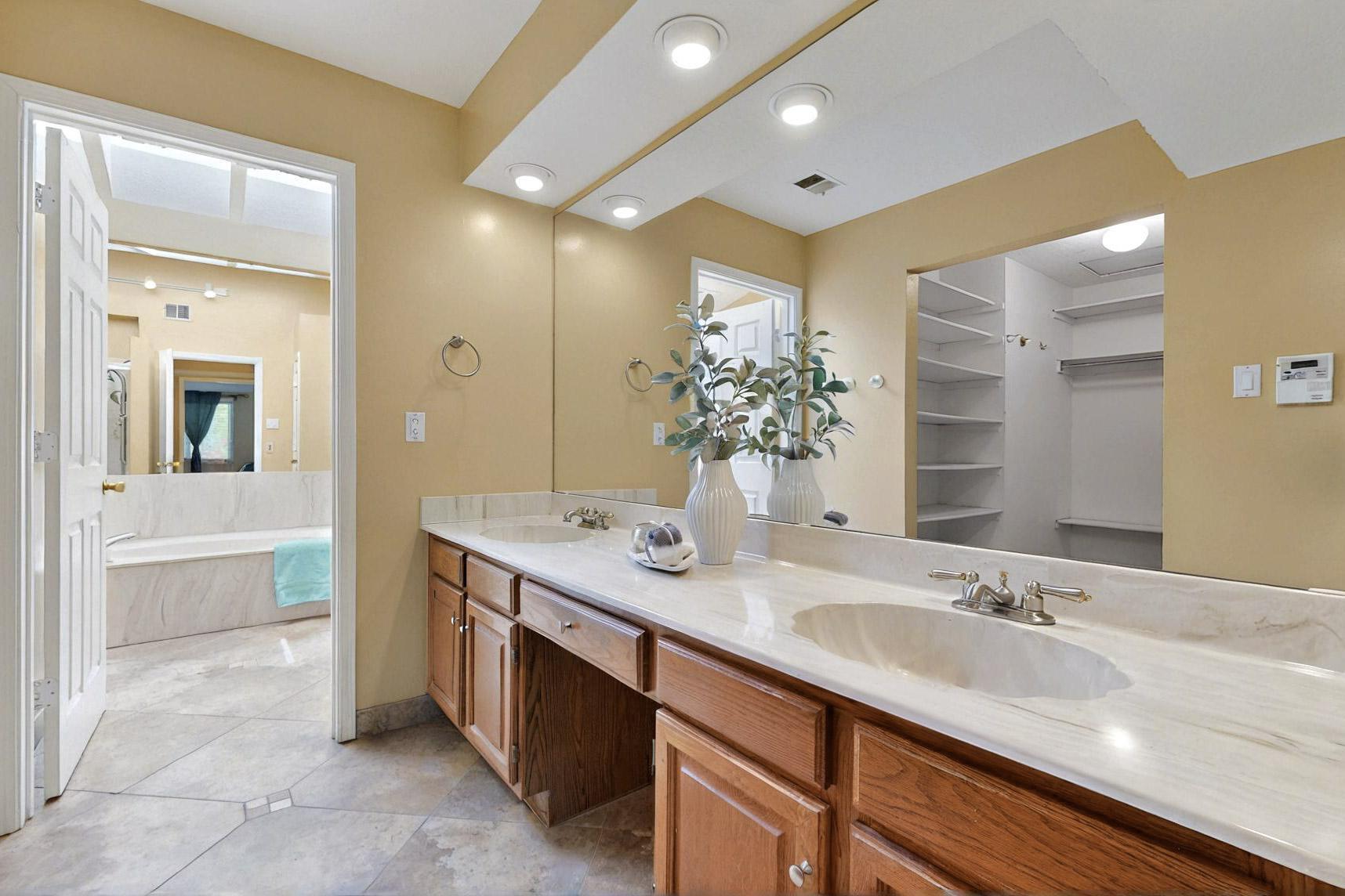 13617 REBONITO Court NE