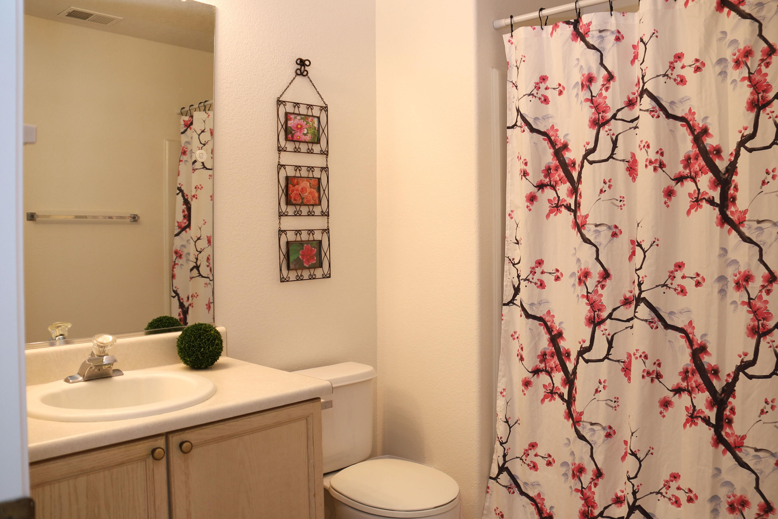 6912 Limestone Avenue NE