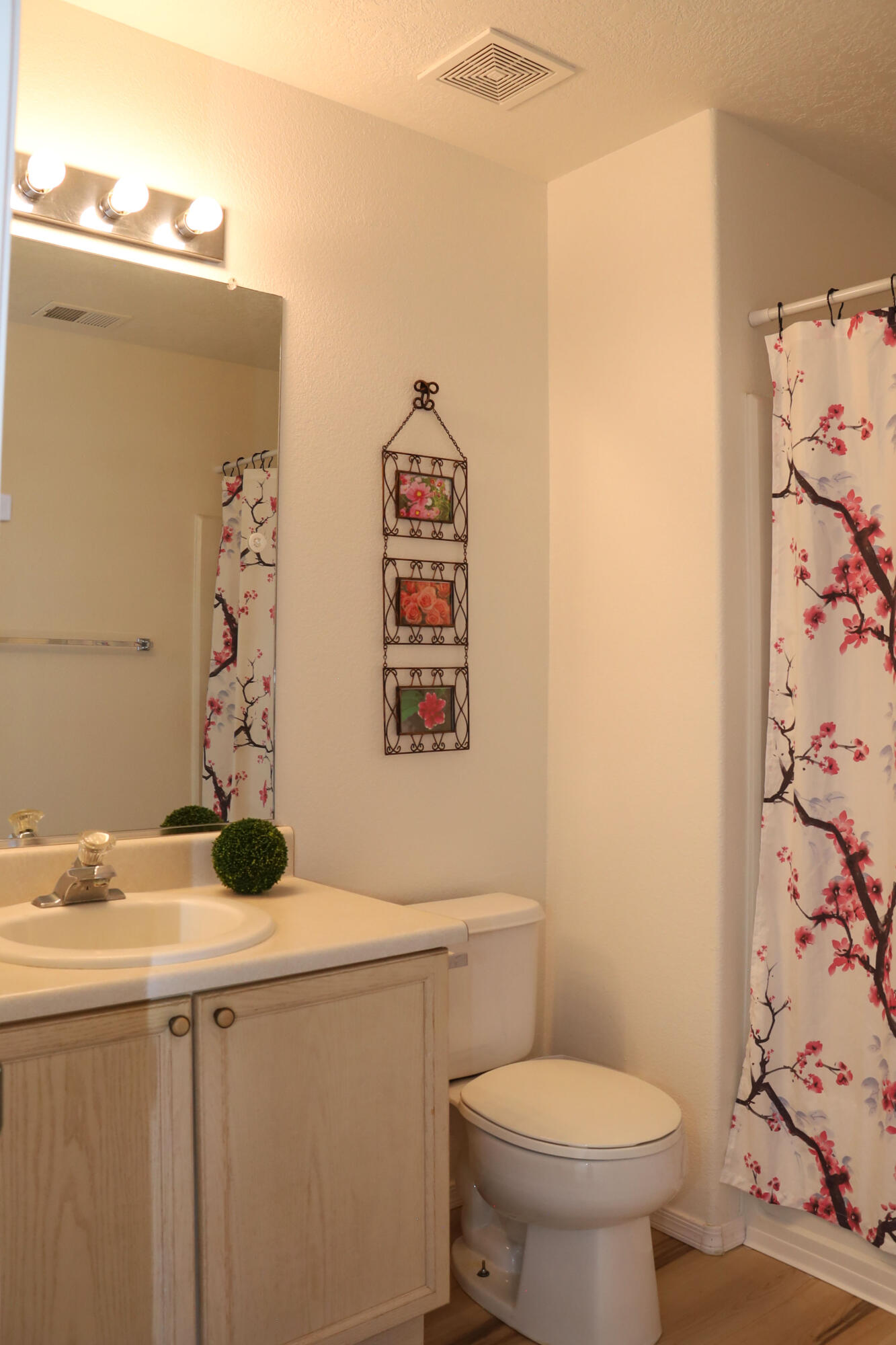 6912 Limestone Avenue NE