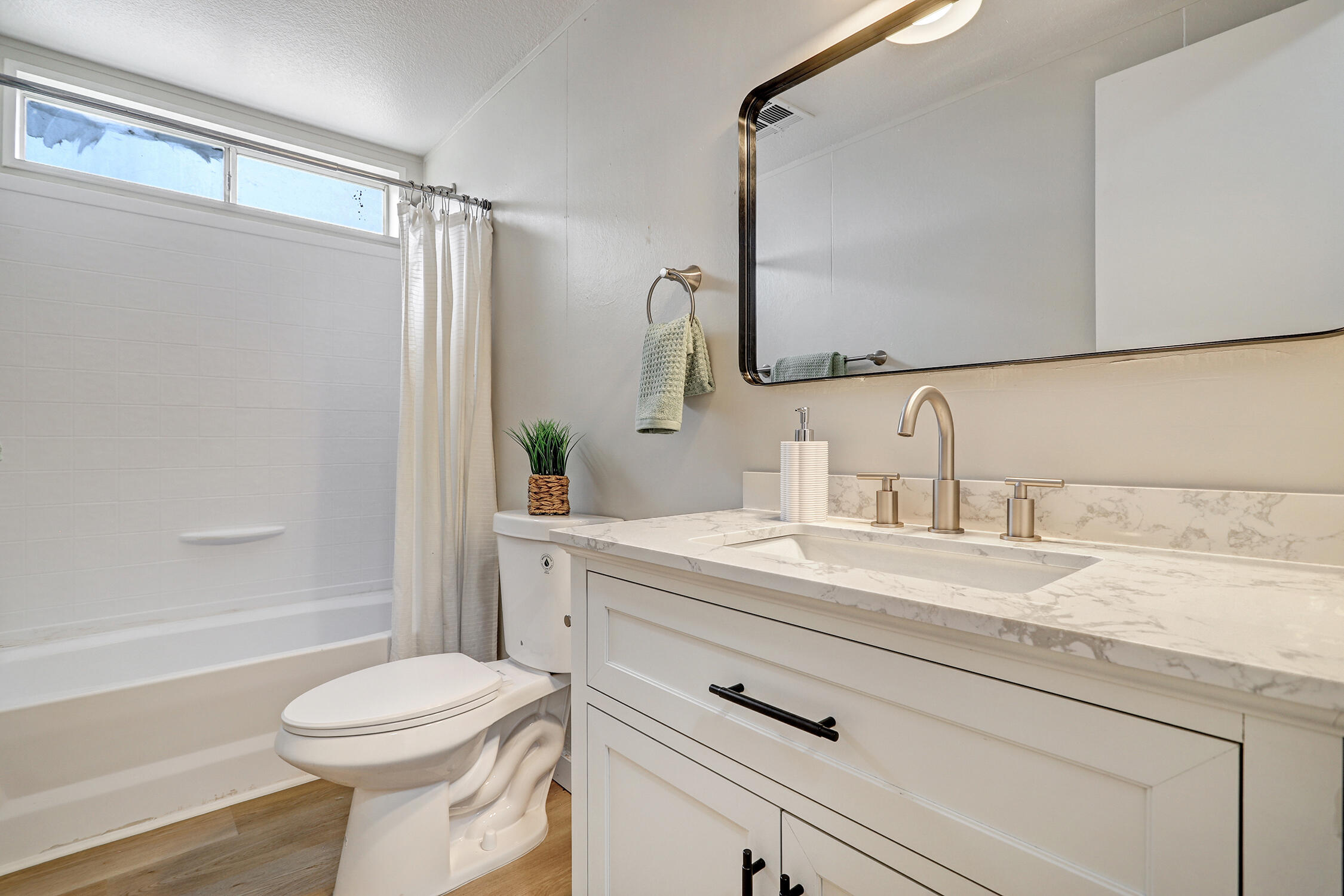 22 OLD MILWAUKEE Road