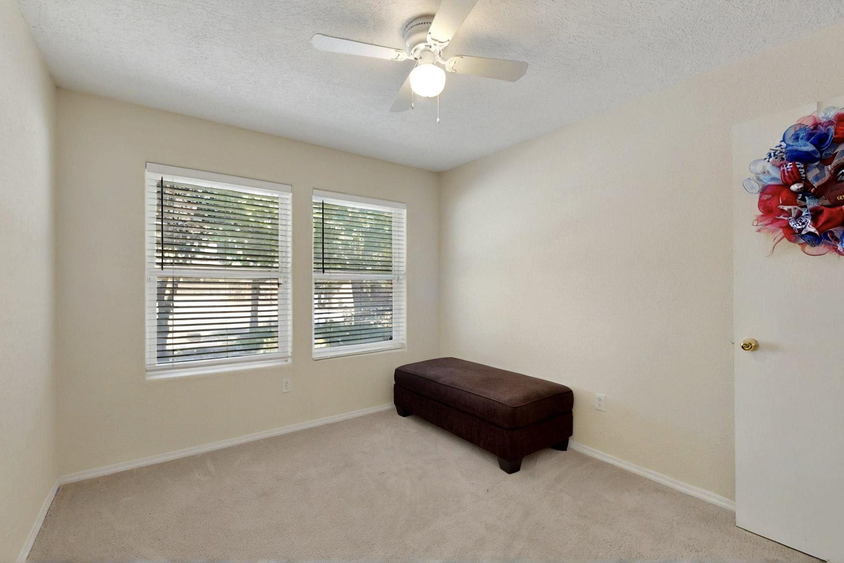 10900 BANDELIER Drive NW