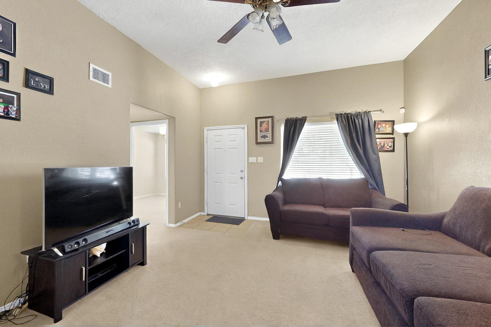 10900 BANDELIER Drive NW