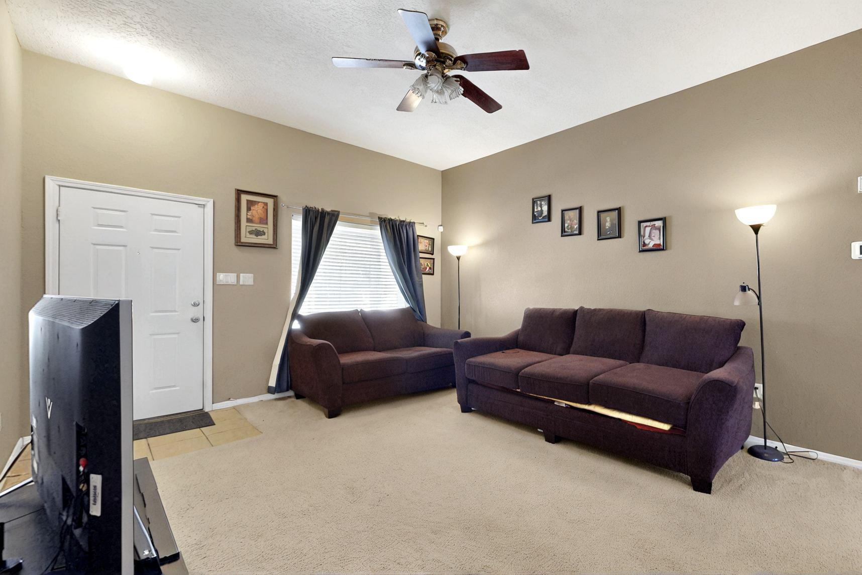 10900 BANDELIER Drive NW