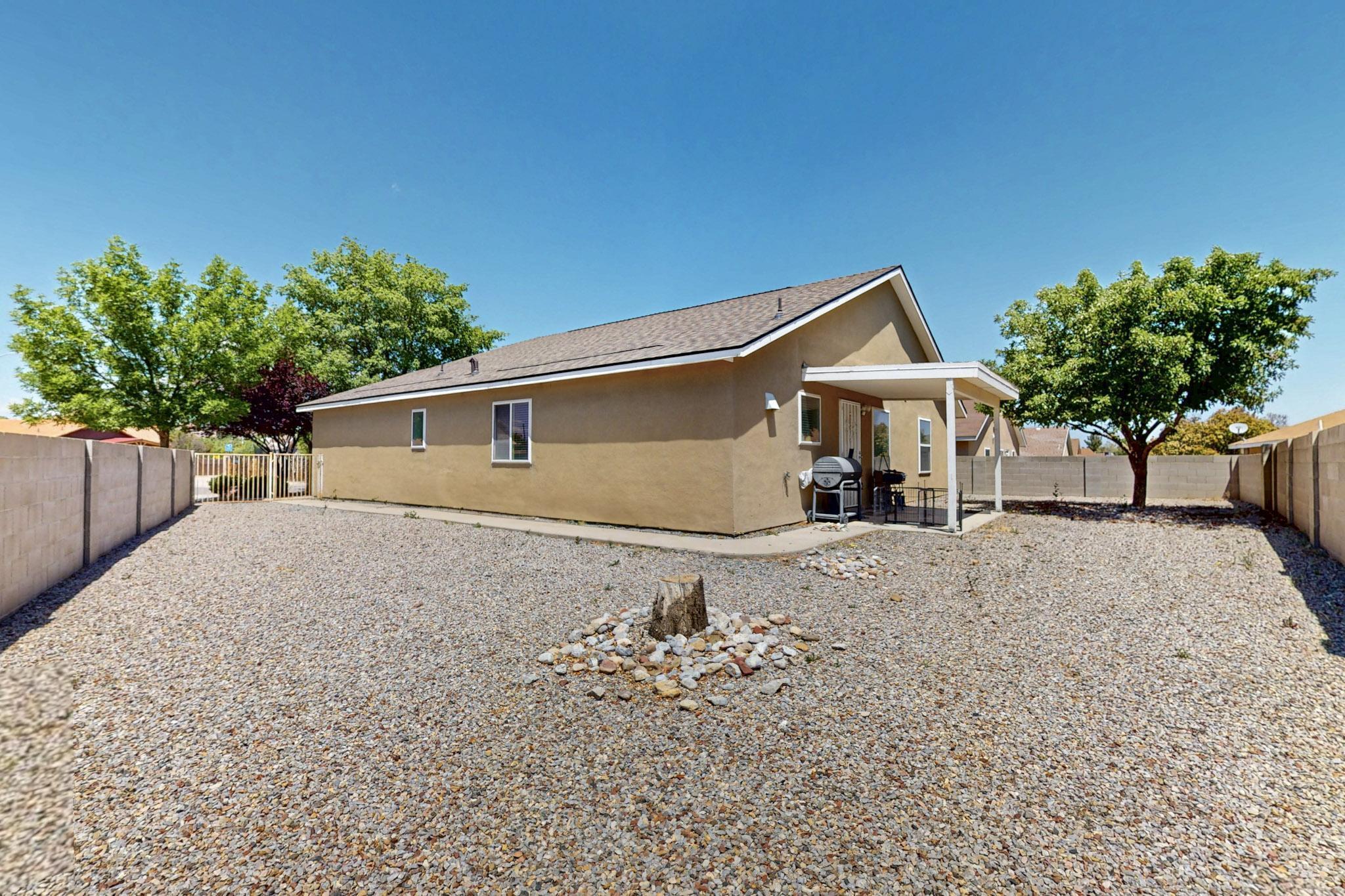 10900 BANDELIER Drive NW