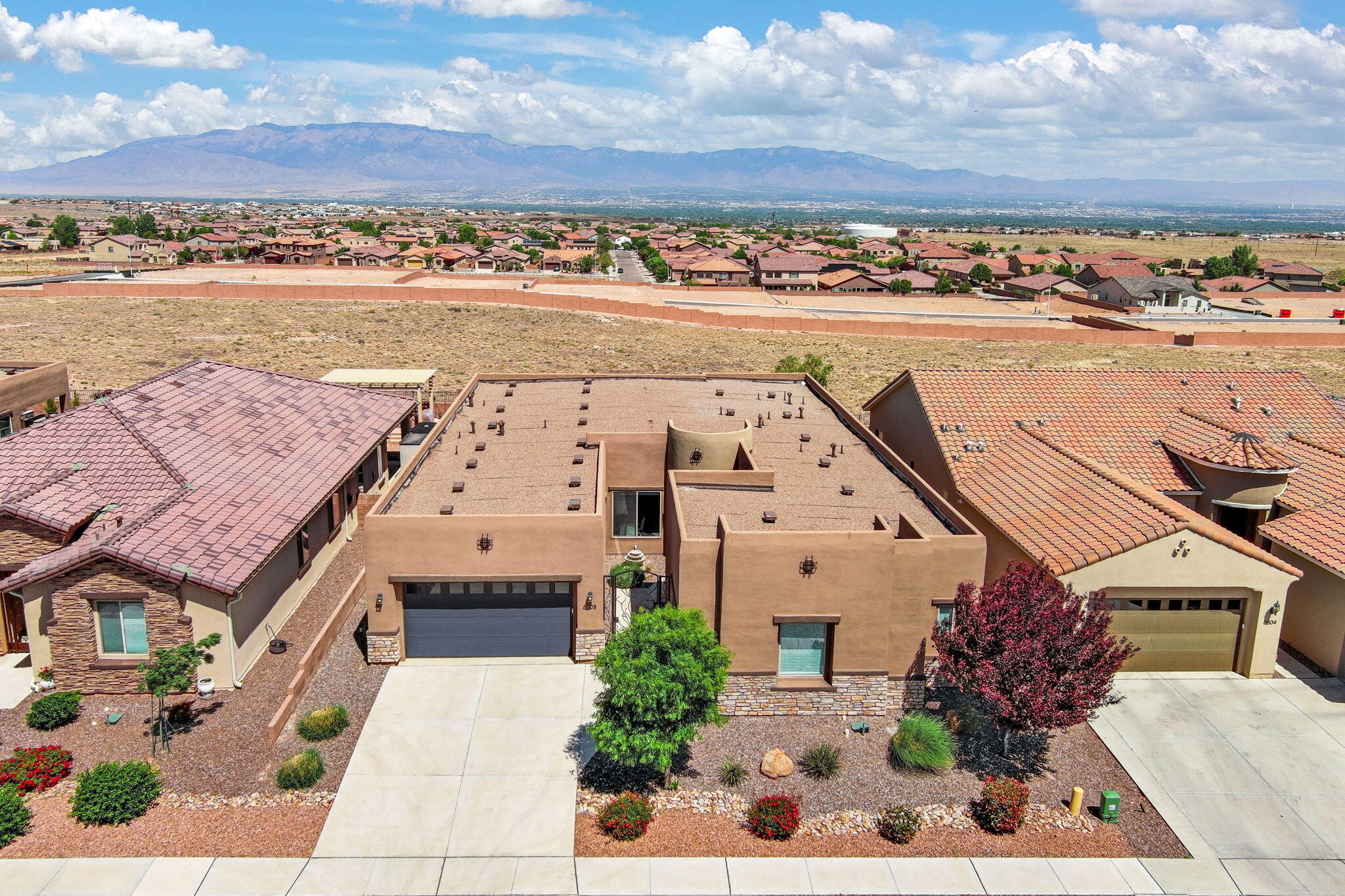 6808 Vista Luces Street NW