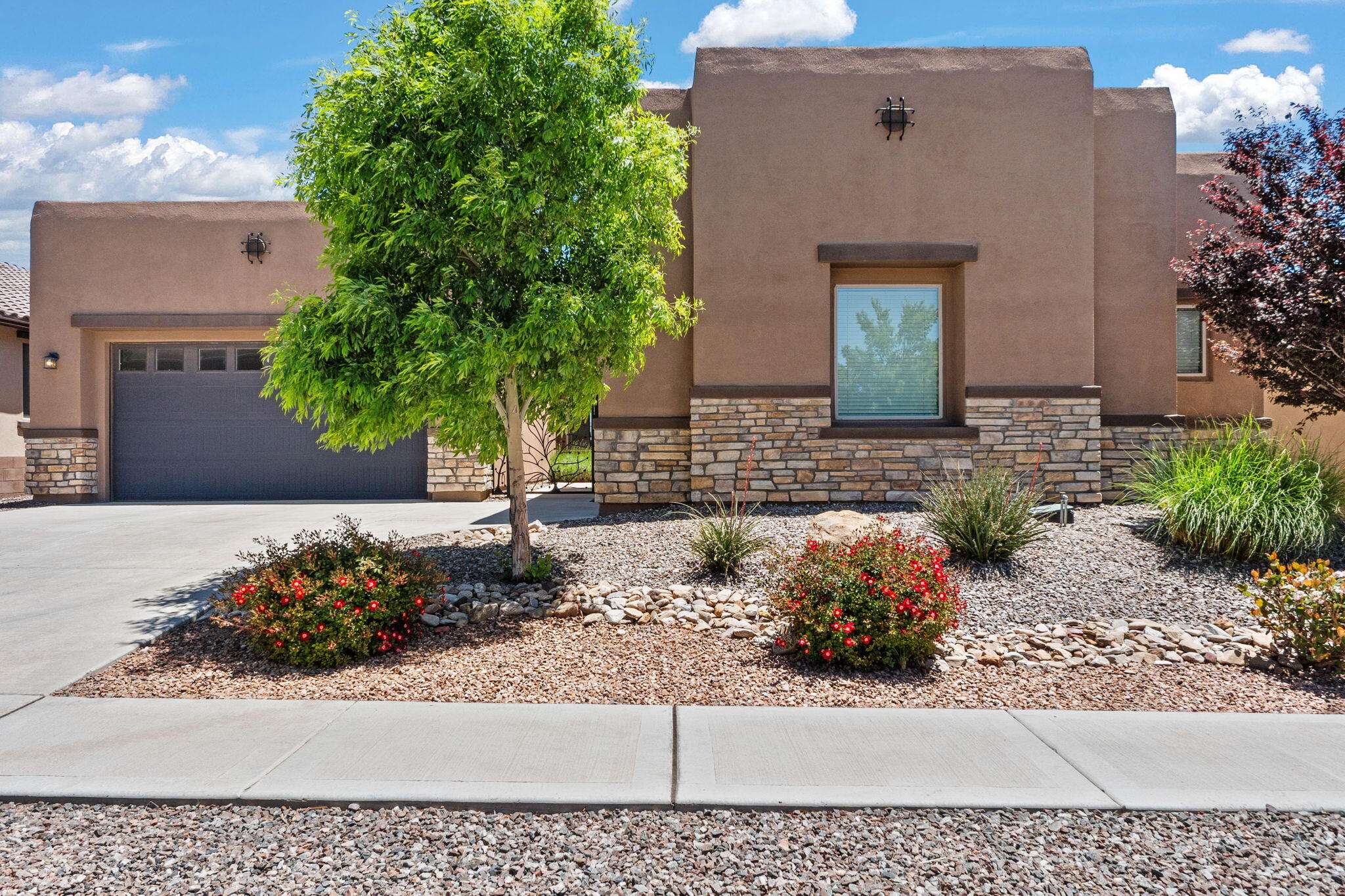 6808 Vista Luces Street NW