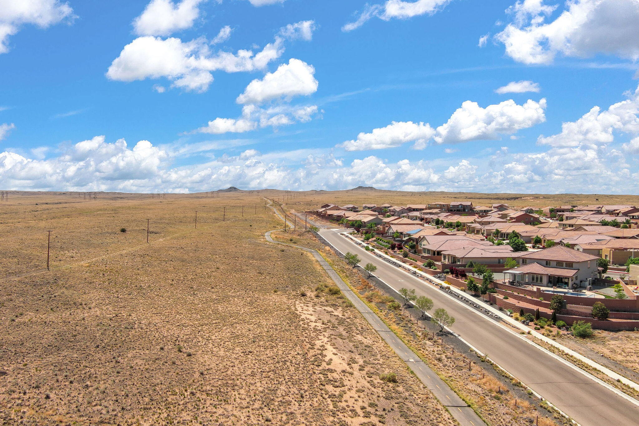 6808 Vista Luces Street NW