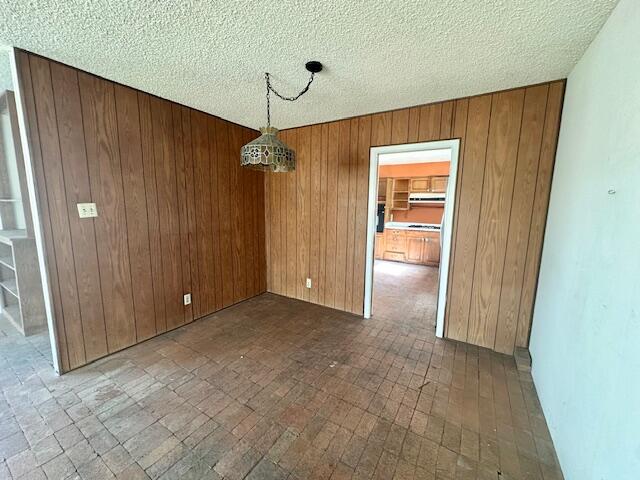 3409 Sequoia Court NE