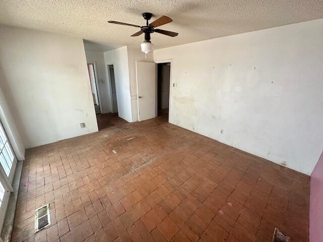 3409 Sequoia Court NE