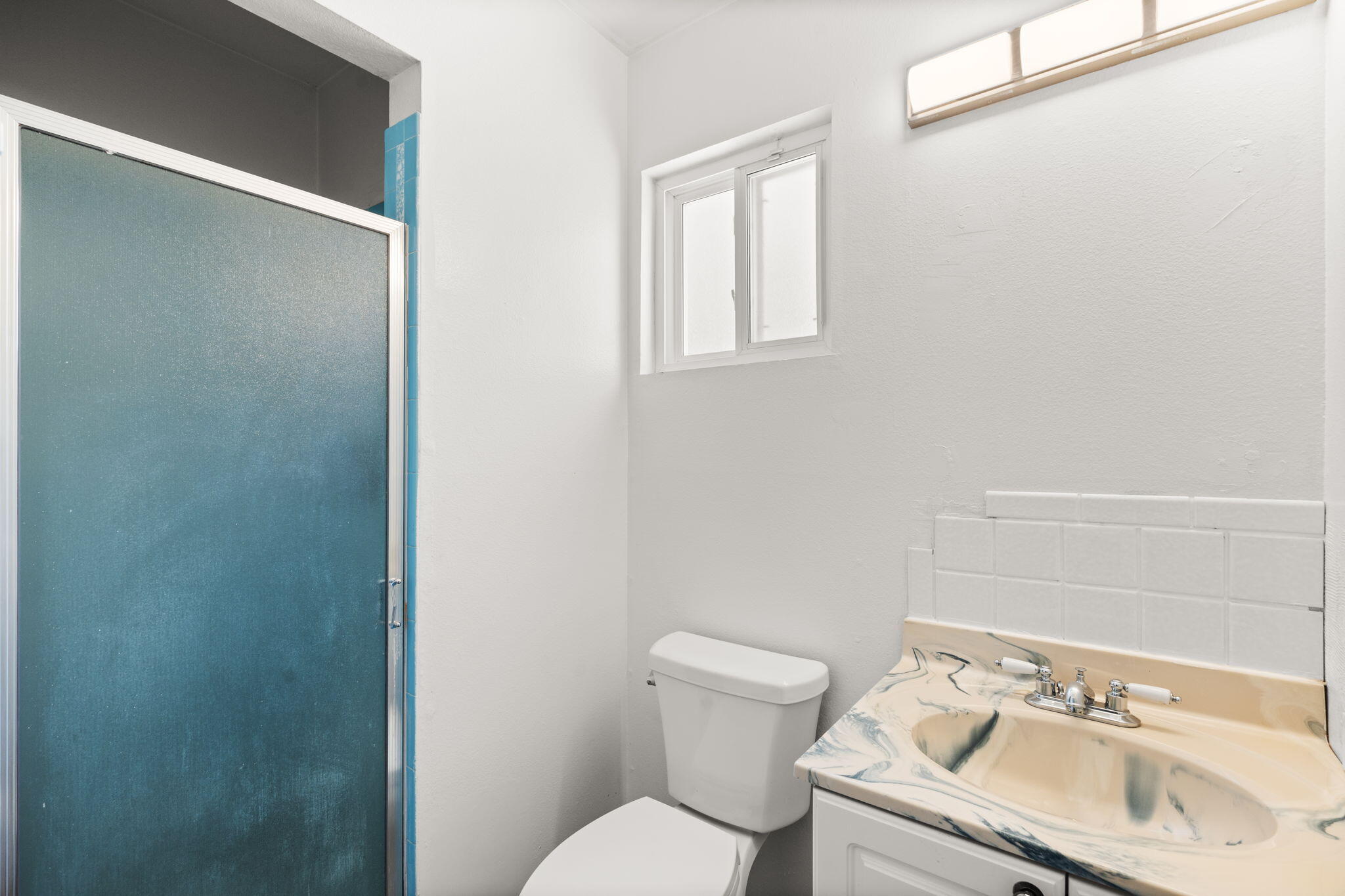 588 El Pueblo Road NW