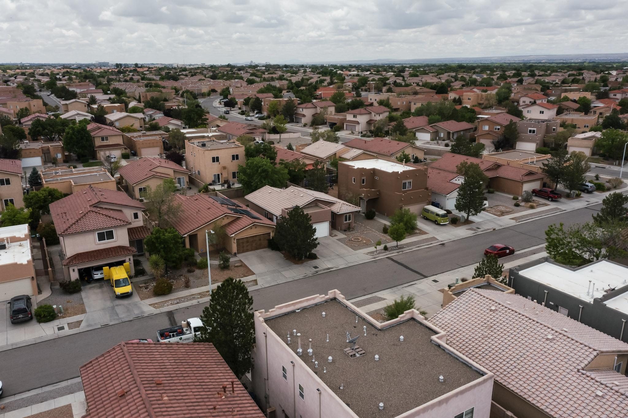 1416 BRIDLE WOOD Road NE