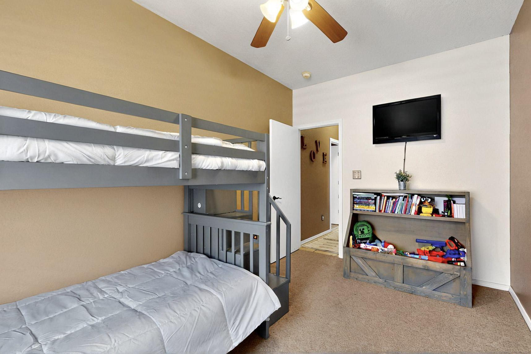 1416 BRIDLE WOOD Road NE