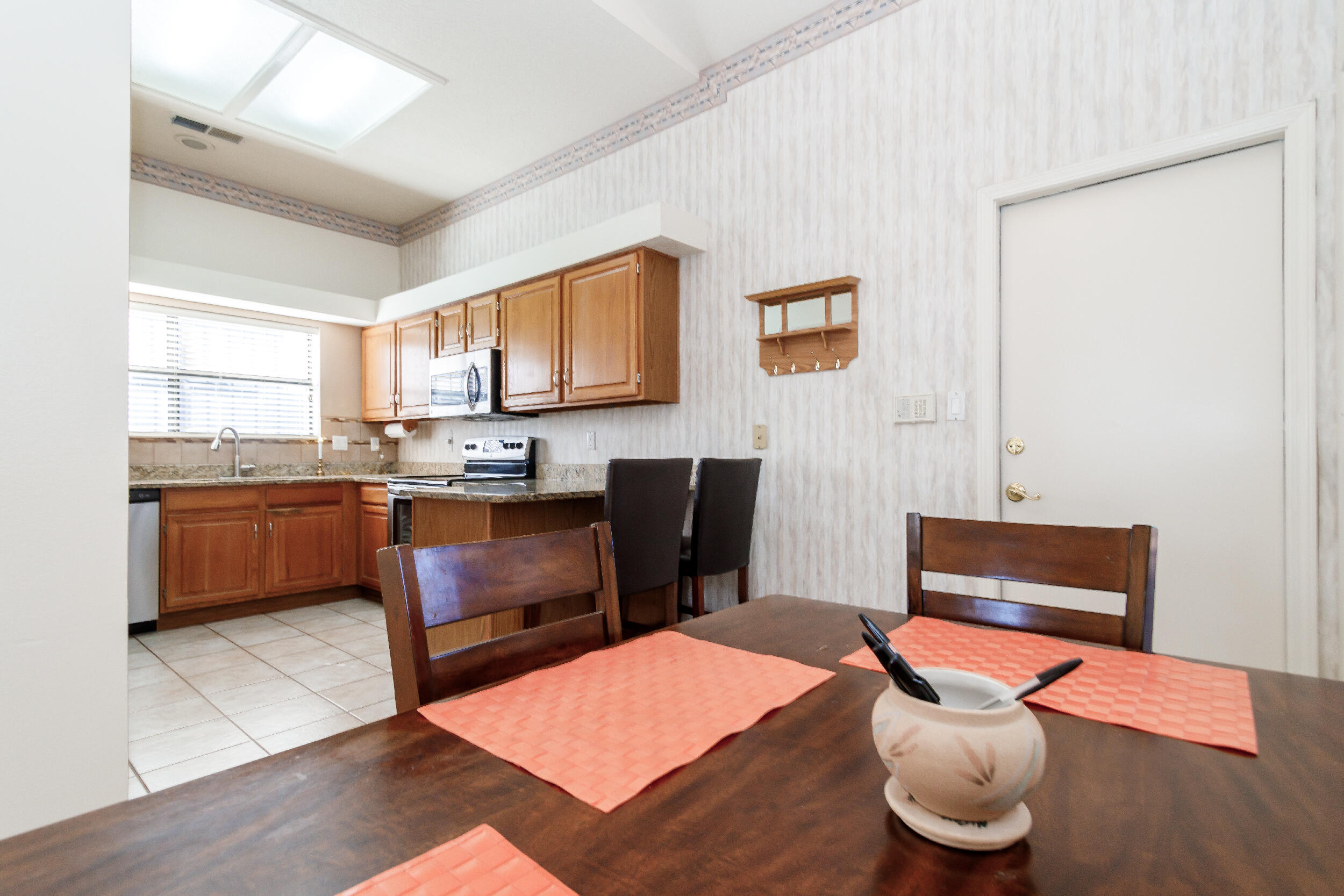 5331 HATTIESBURG Avenue NW