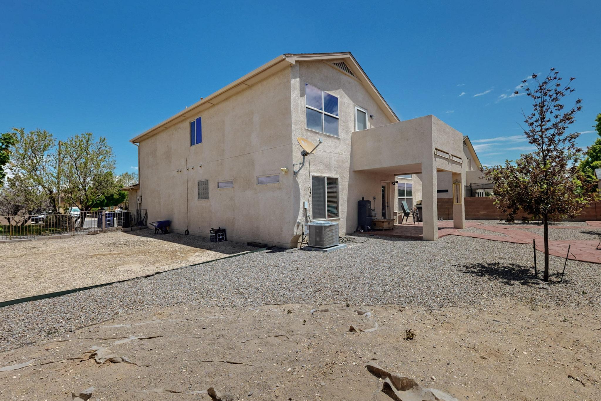 8164 LONG MESA Place NW