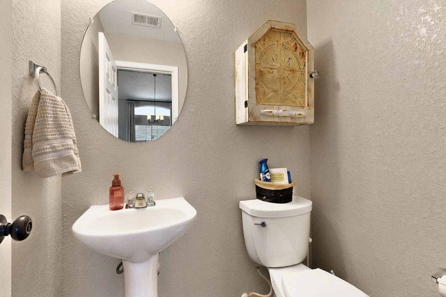 8164 LONG MESA Place NW