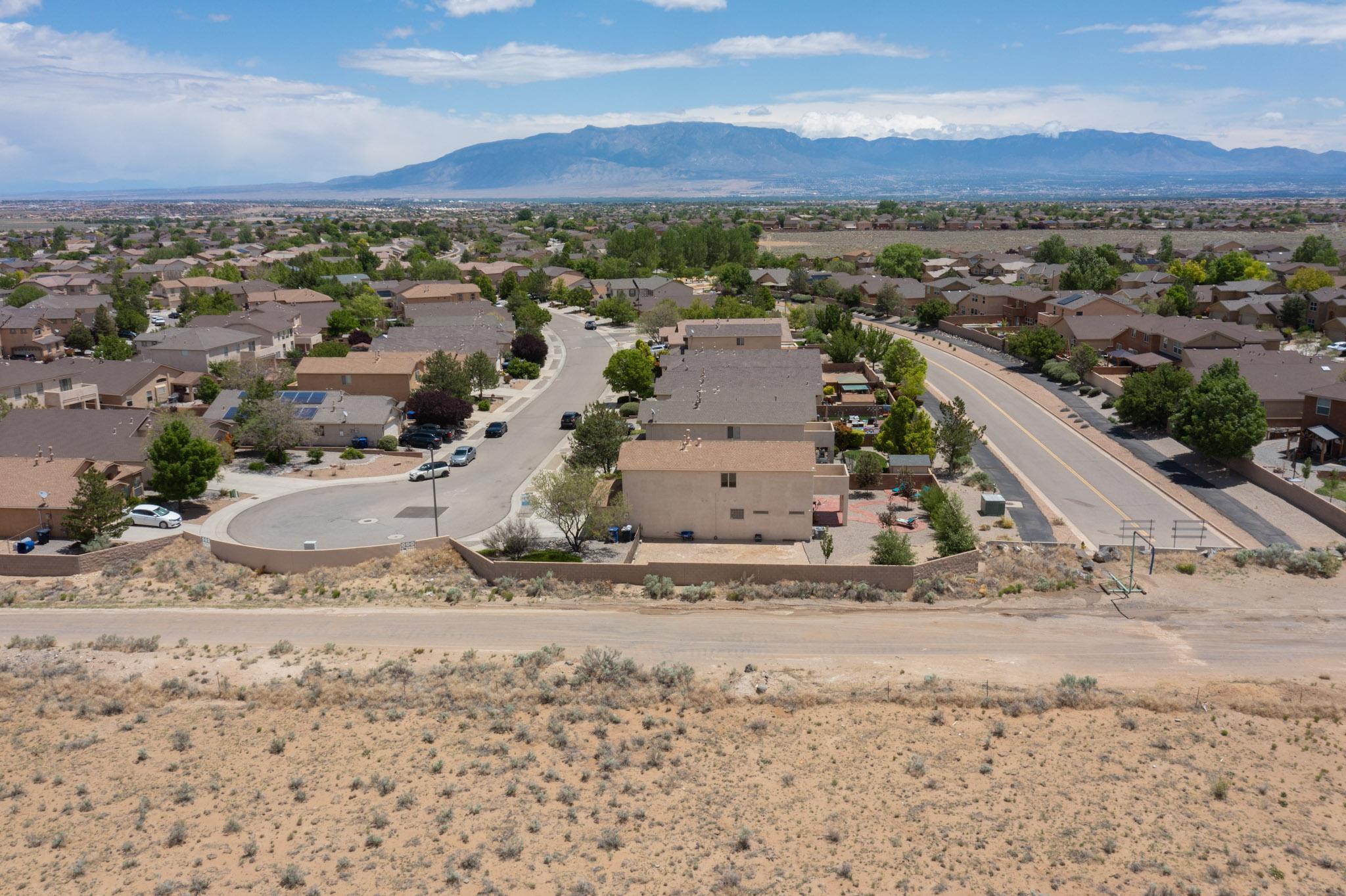 8164 LONG MESA Place NW