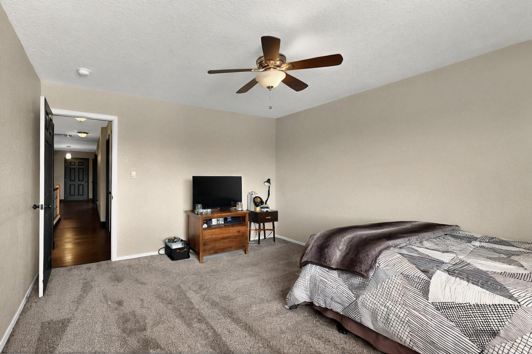 8164 LONG MESA Place NW