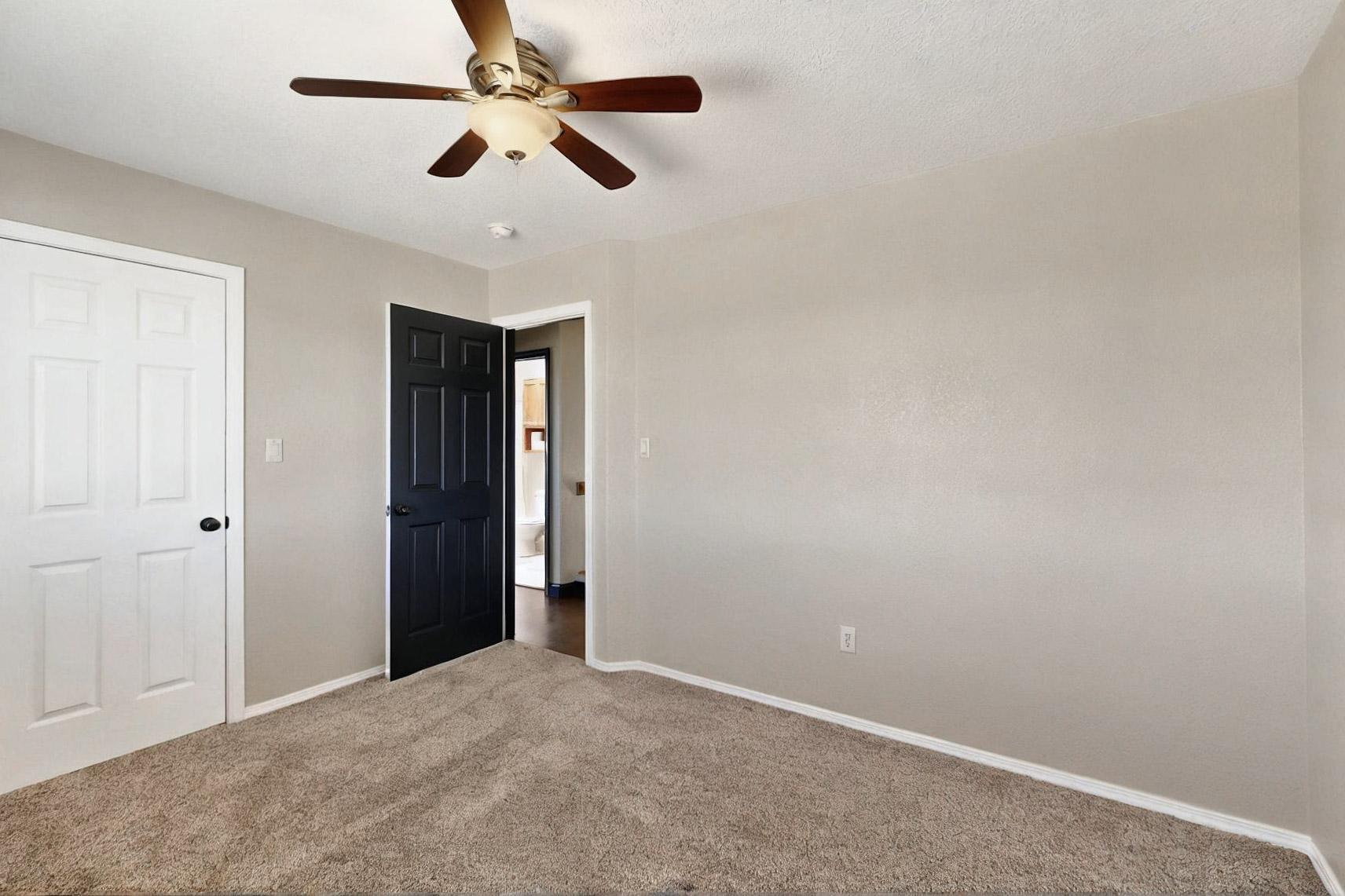 8164 LONG MESA Place NW