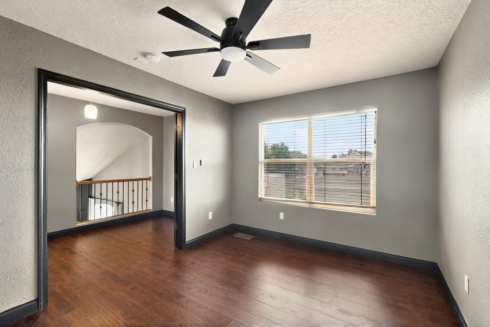 8164 LONG MESA Place NW