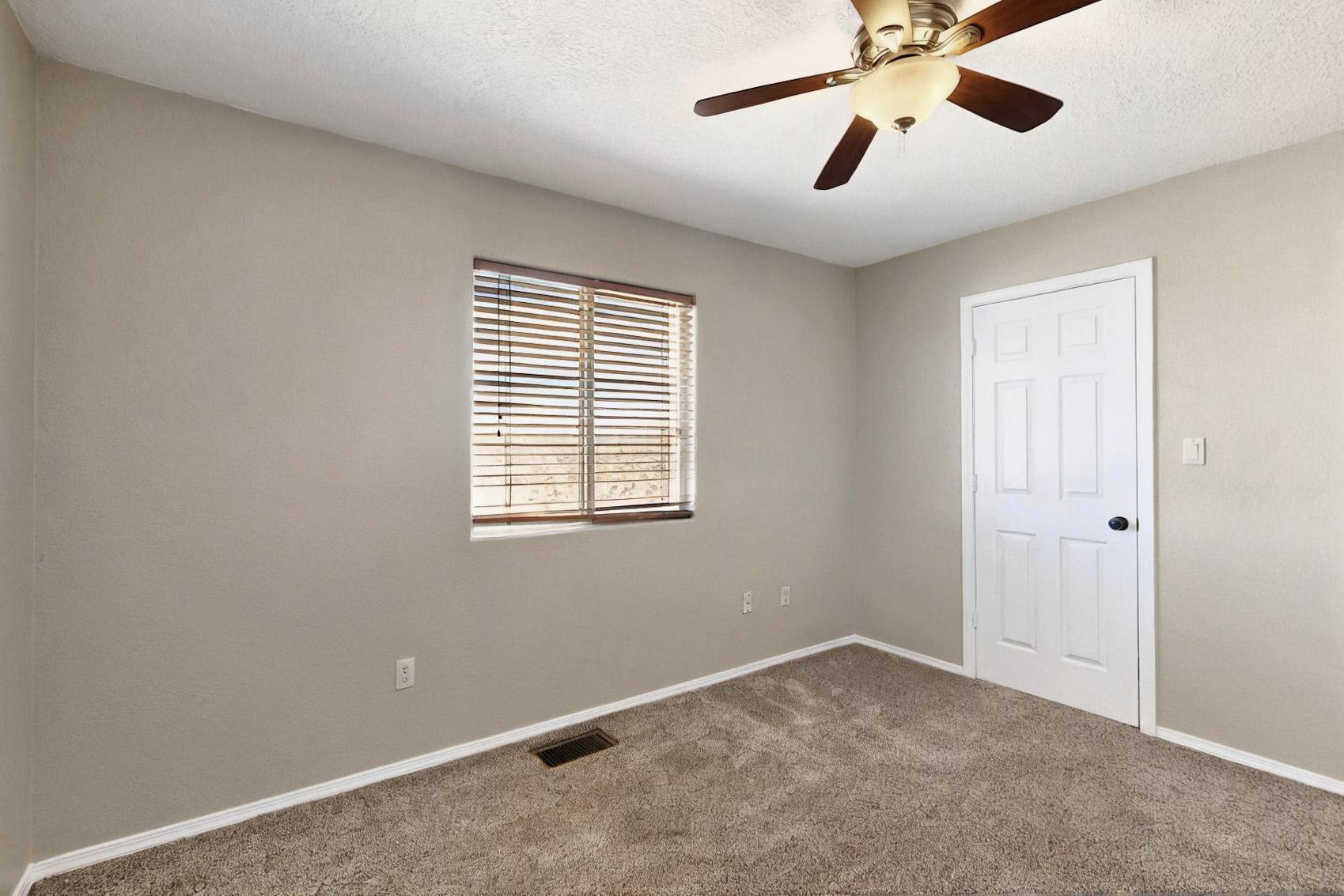 8164 LONG MESA Place NW