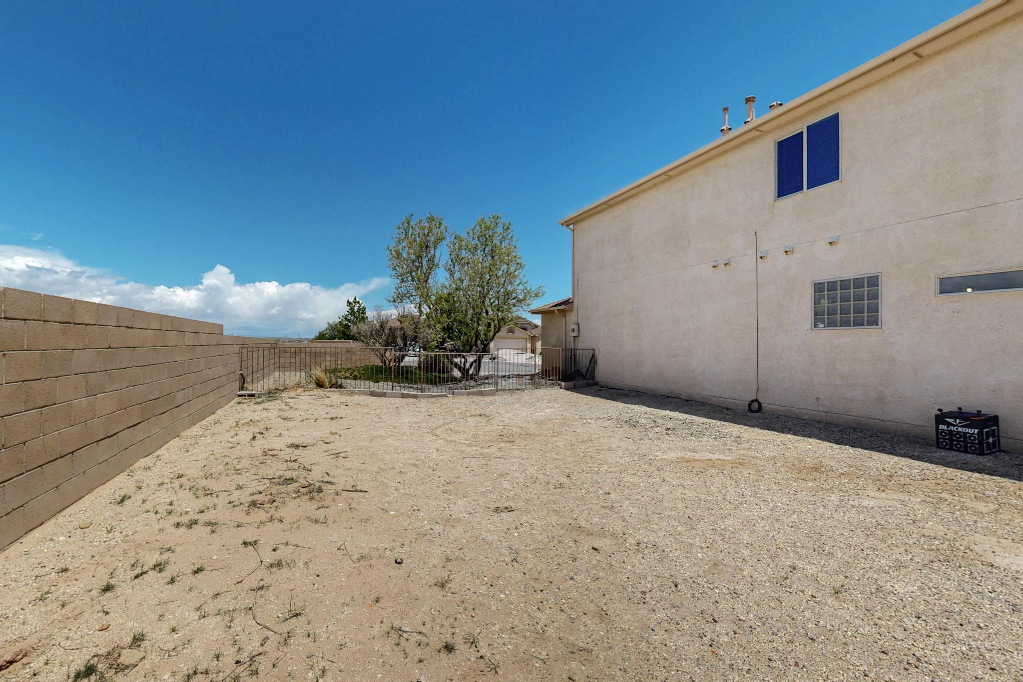 8164 LONG MESA Place NW