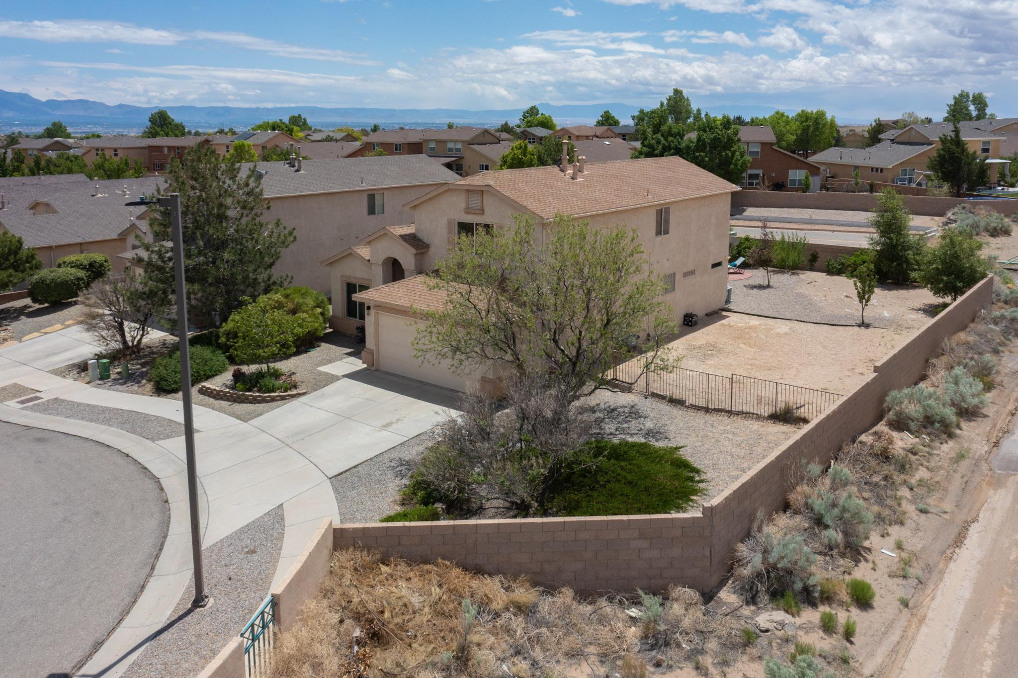 8164 LONG MESA Place NW