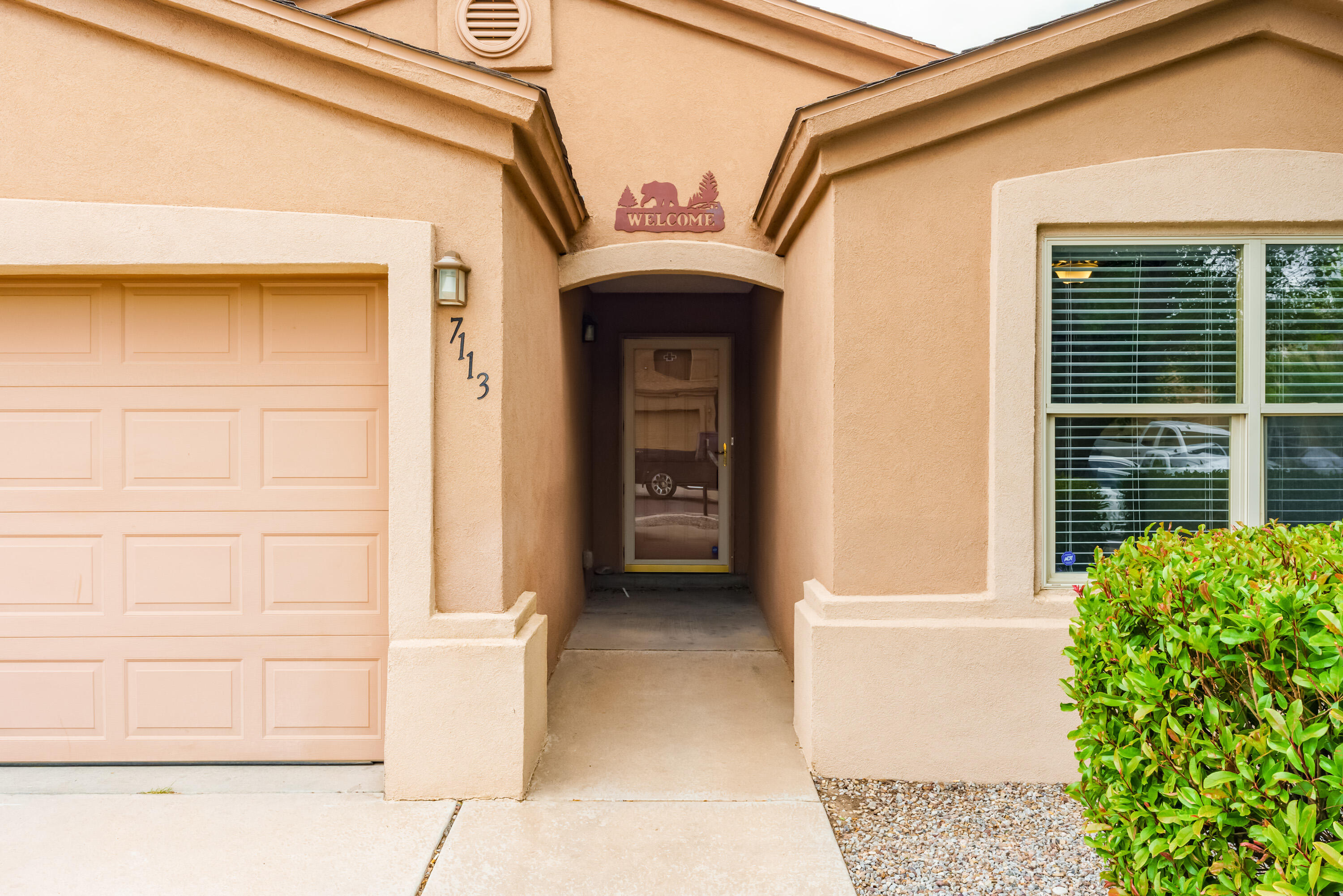 7113 AVIGNON Court NW