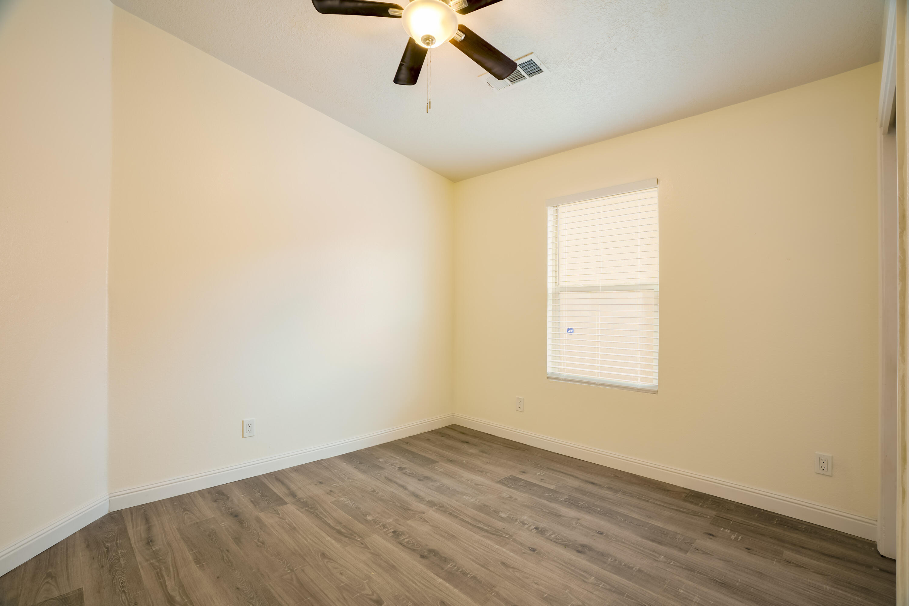 7113 AVIGNON Court NW