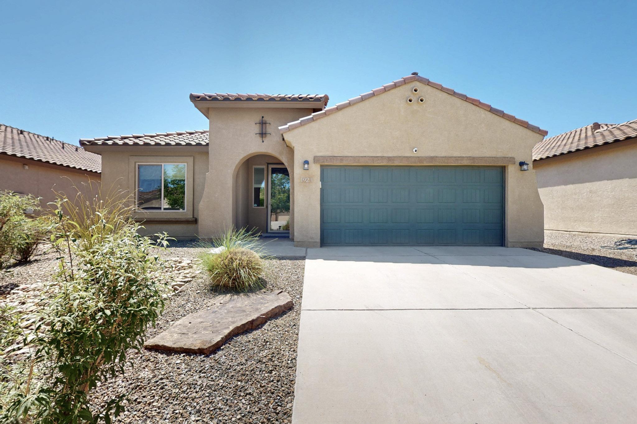 1923 REDONDO PEAK Drive NW