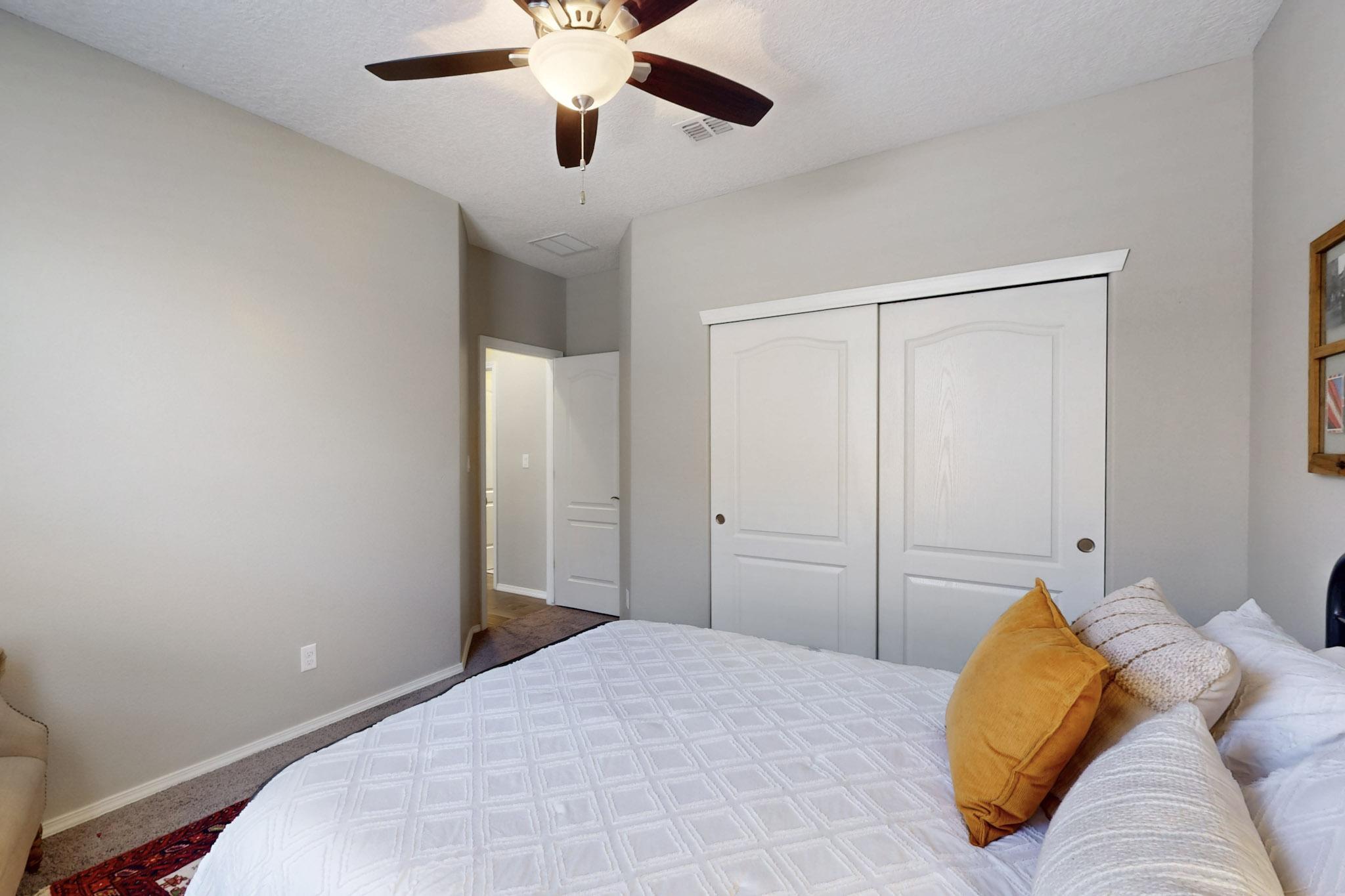 1923 REDONDO PEAK Drive NW