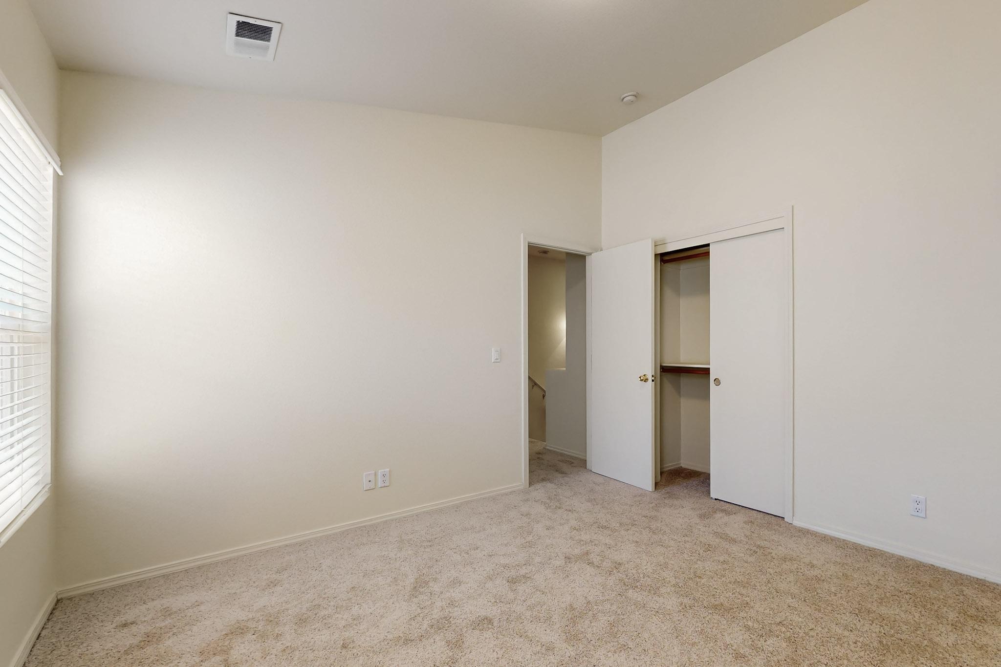 6501 SAN ANTONIO Drive NE 2702
