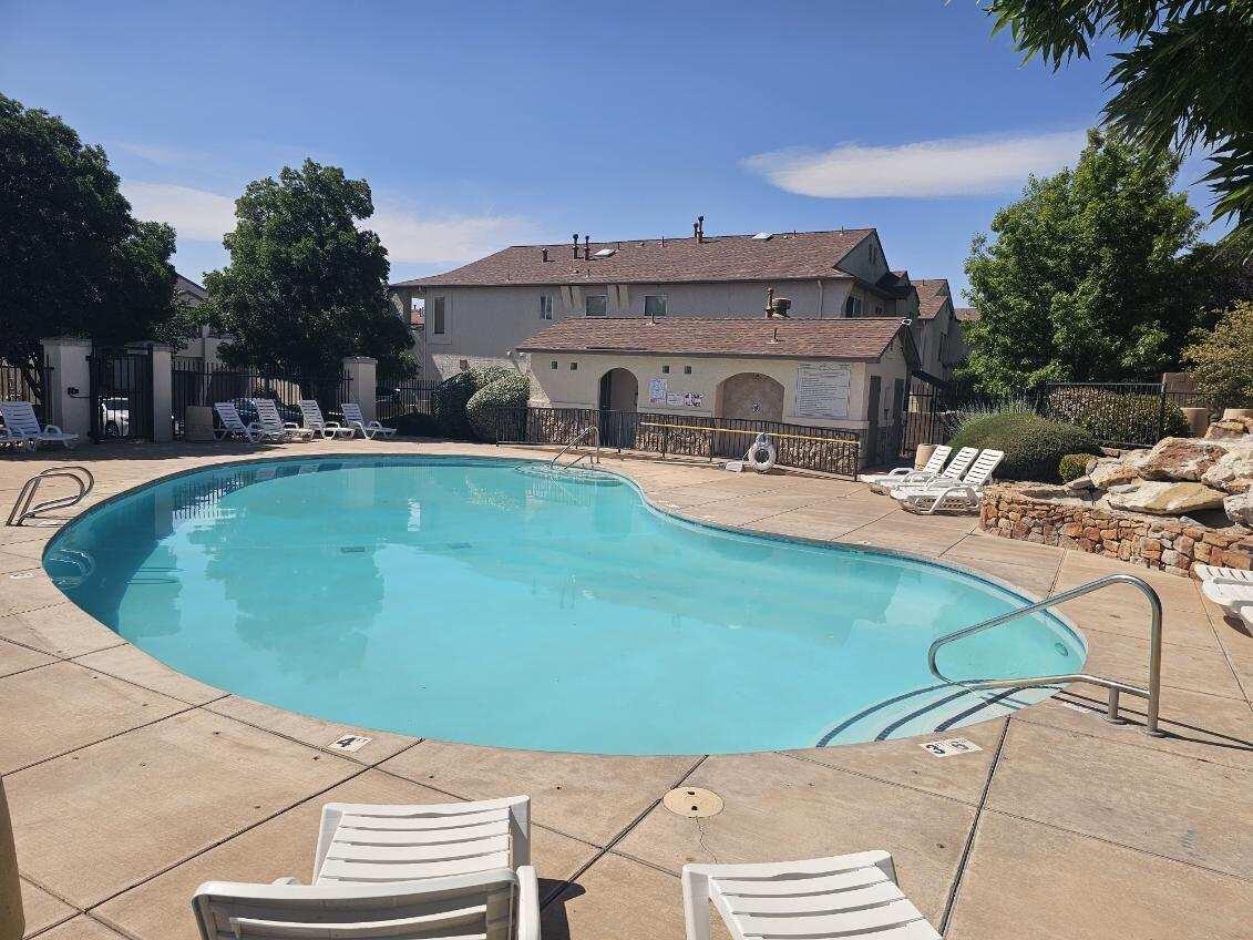 6501 SAN ANTONIO Drive NE 2702