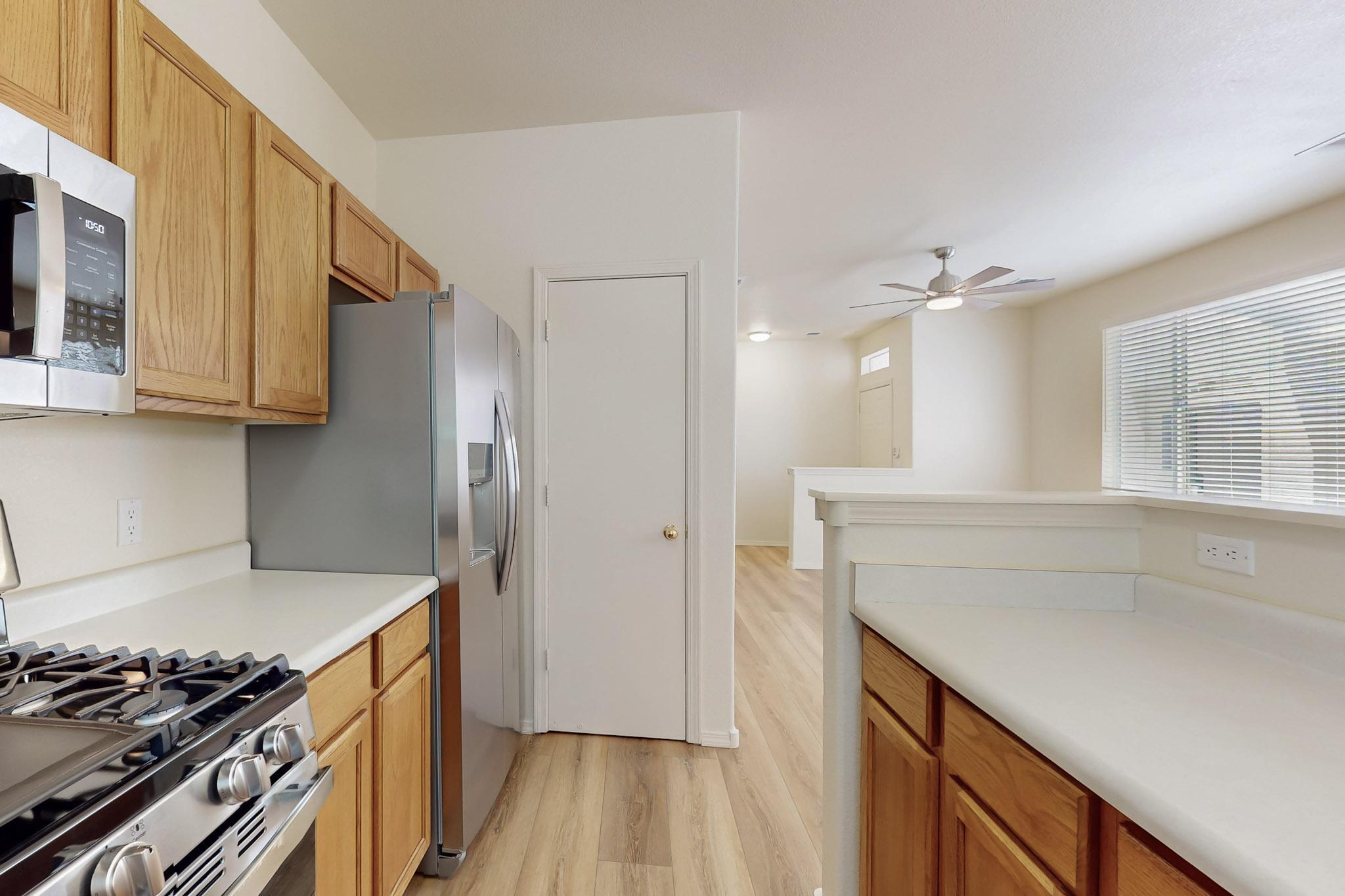6501 SAN ANTONIO Drive NE 2702