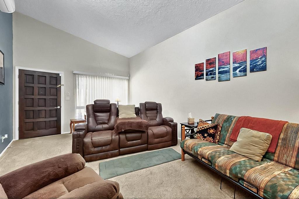 3711 MORNINGSIDE Drive NE