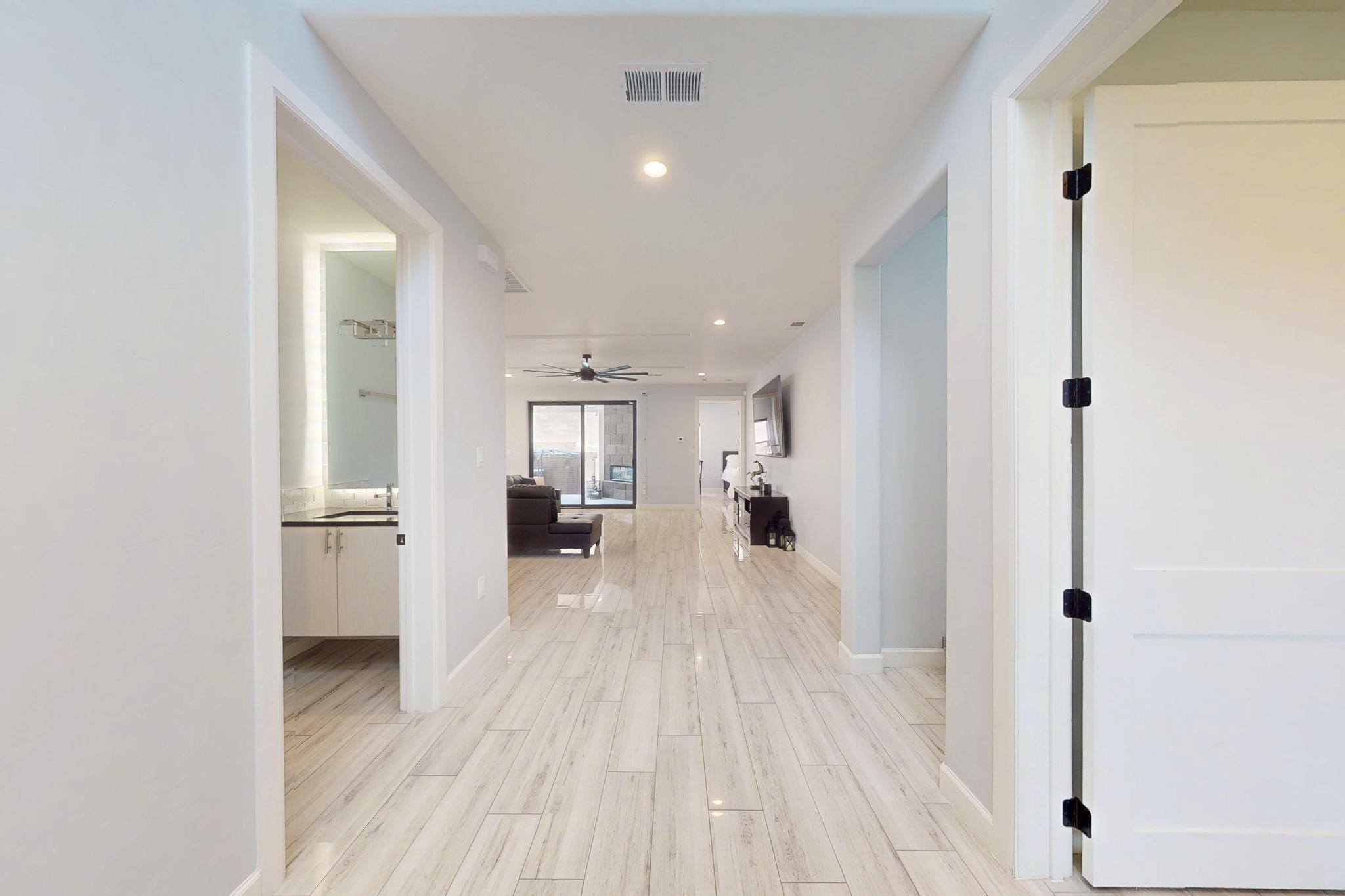 5227 APOLLO Drive NW