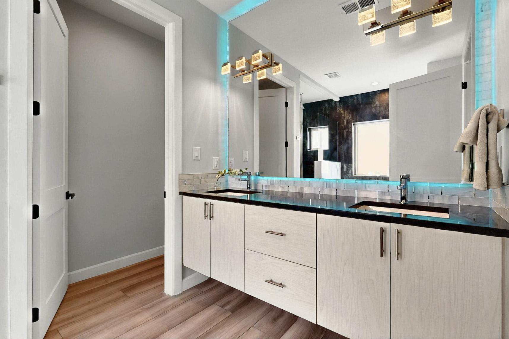 5227 APOLLO Drive NW