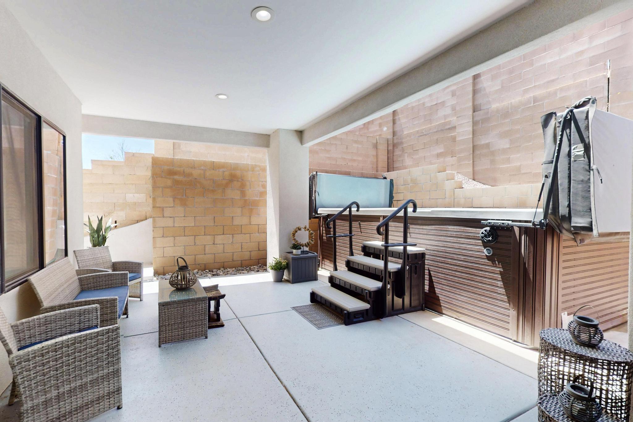 5227 APOLLO Drive NW