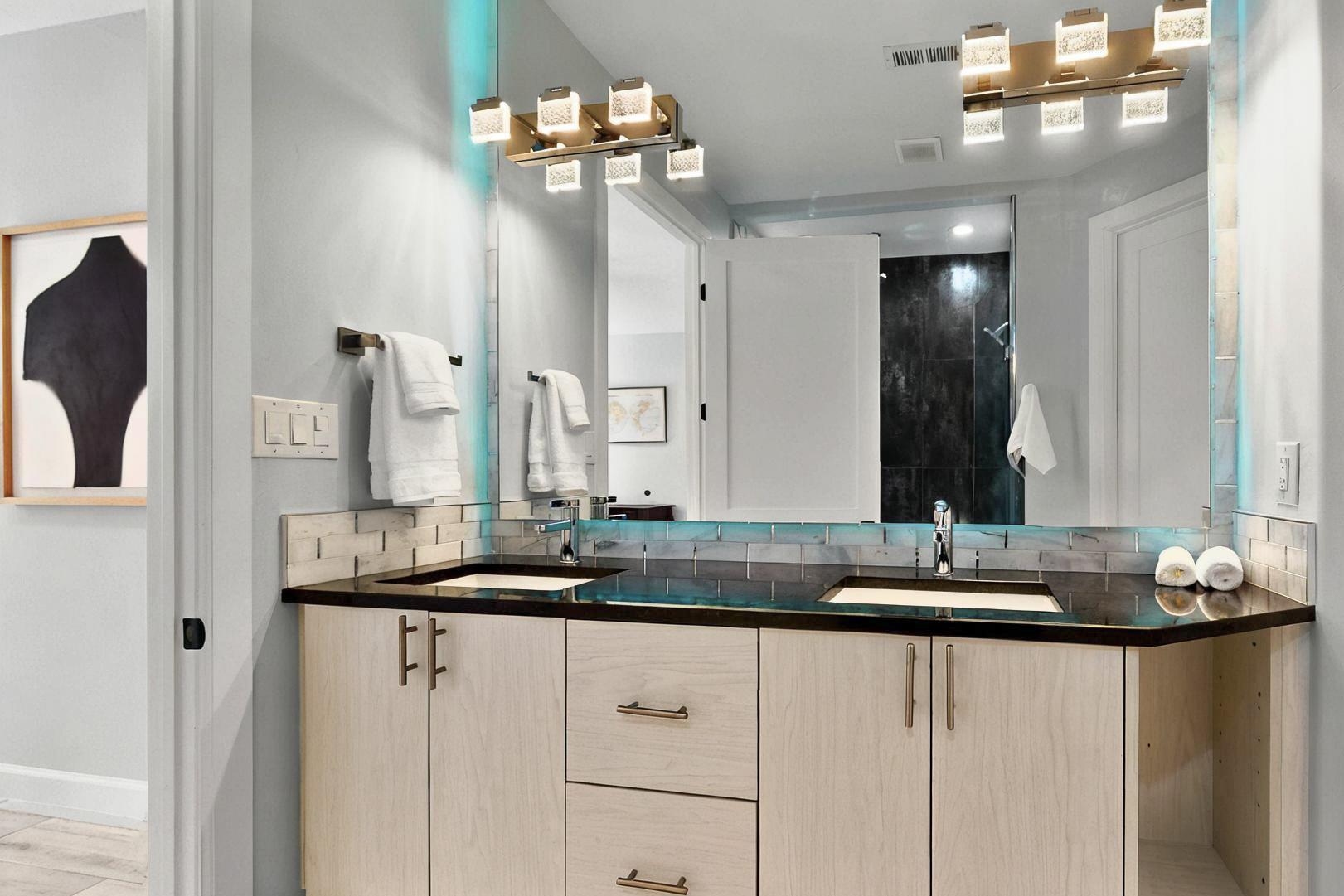 5227 APOLLO Drive NW