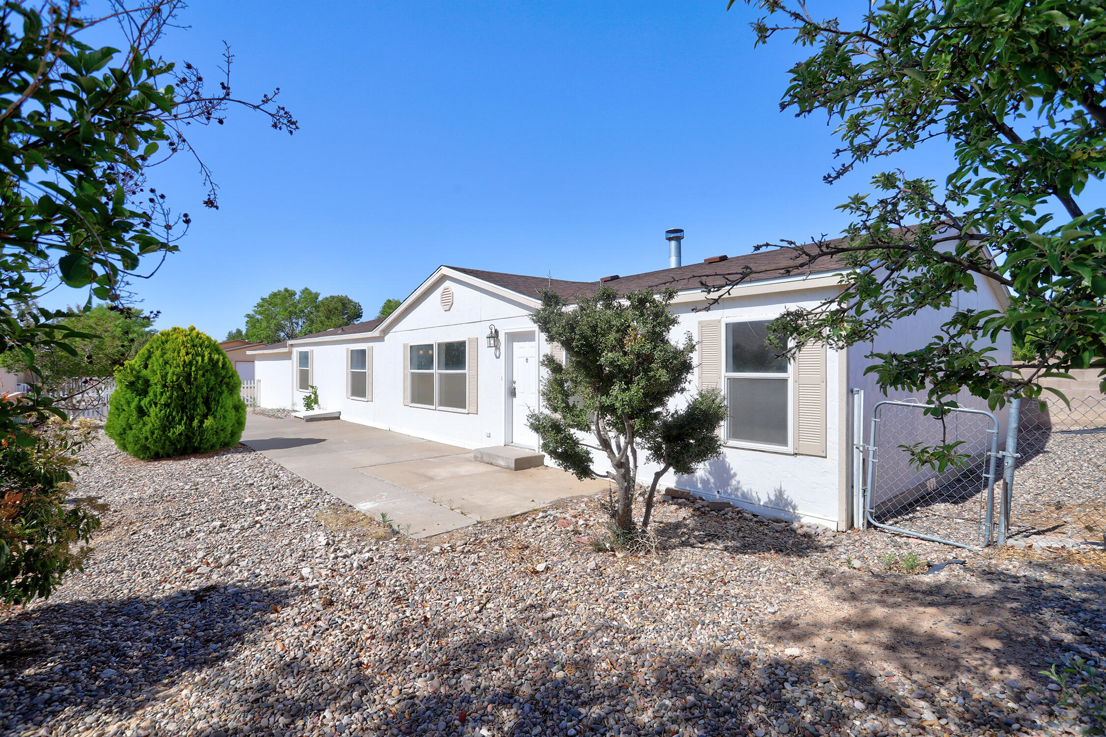 110 SUNRISE BLUFFS Drive