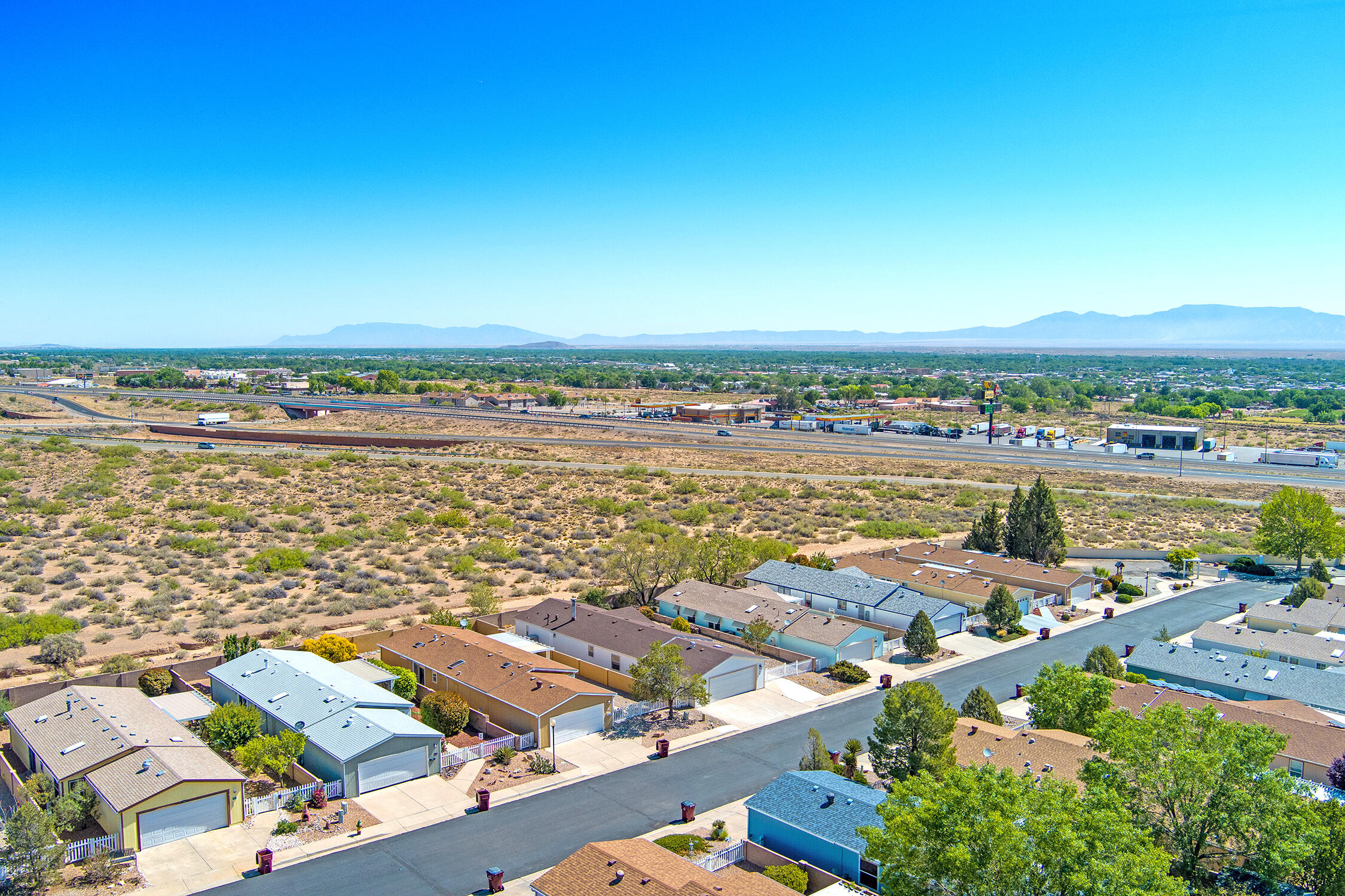 110 SUNRISE BLUFFS Drive