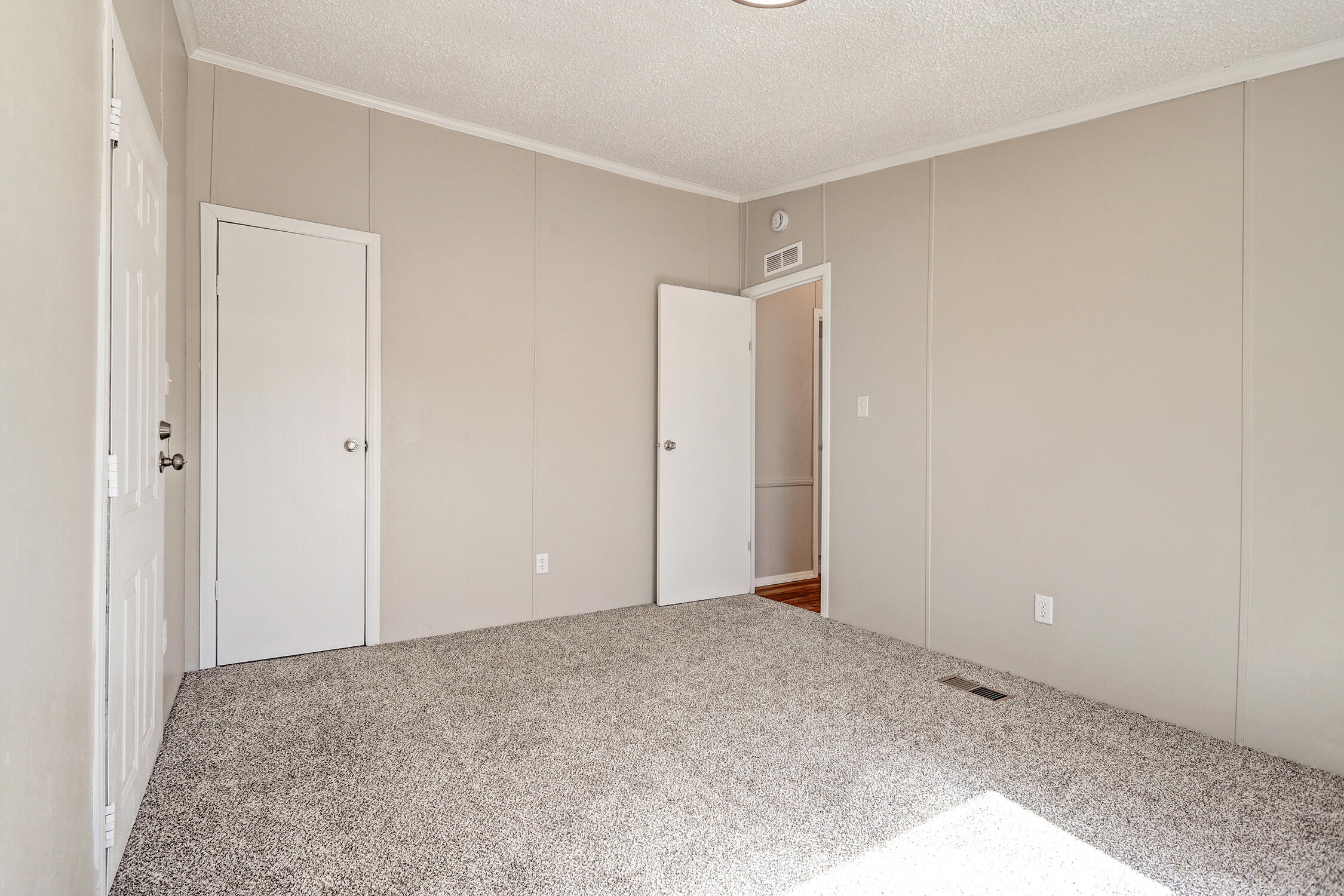 110 SUNRISE BLUFFS Drive