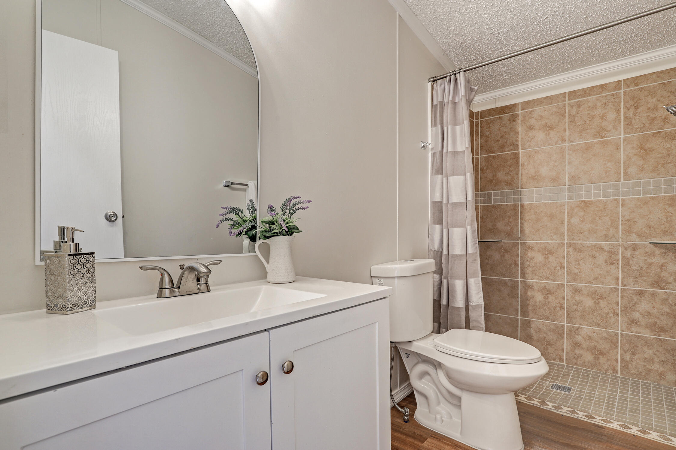 110 SUNRISE BLUFFS Drive