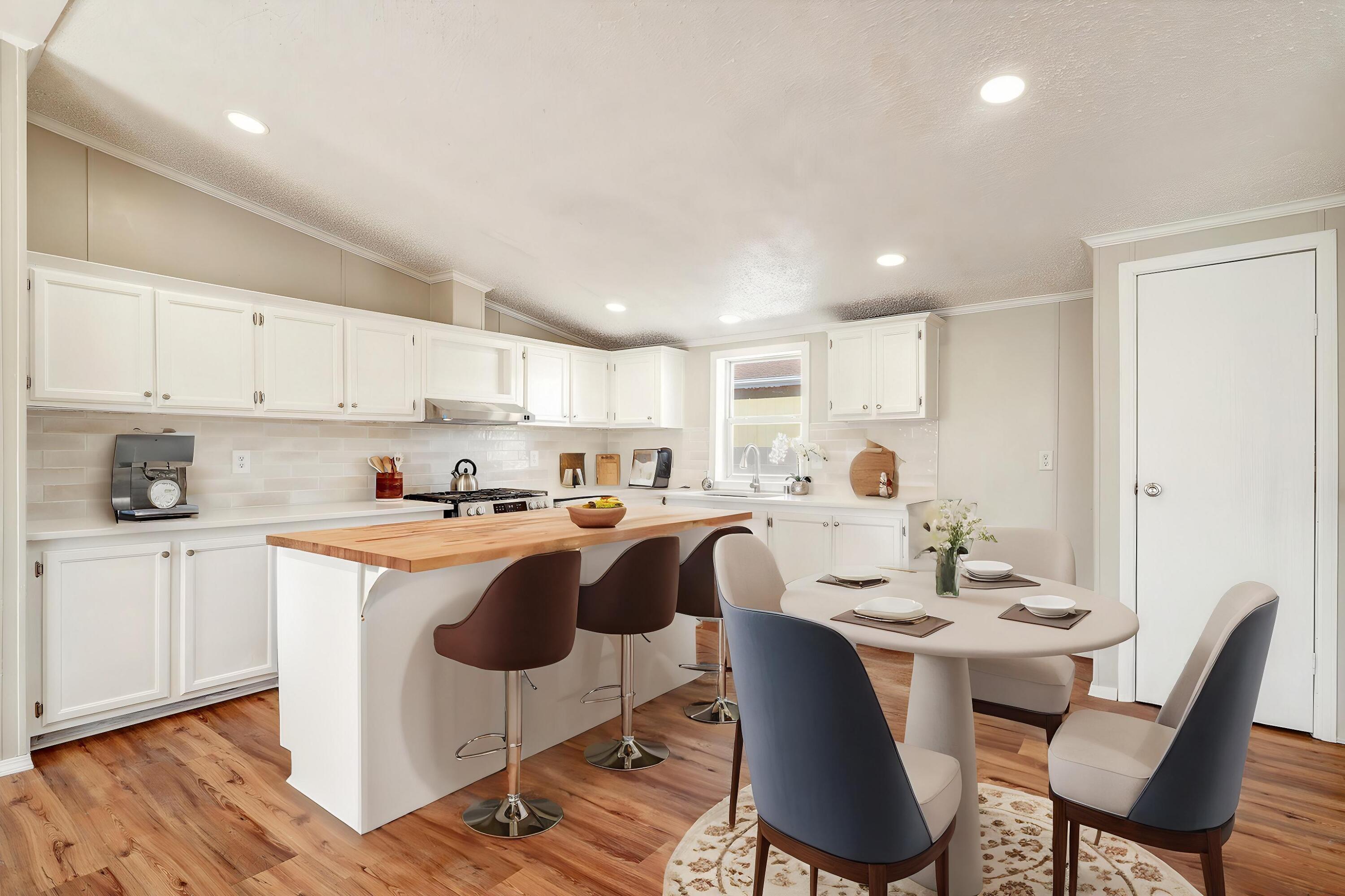 110 SUNRISE BLUFFS Drive