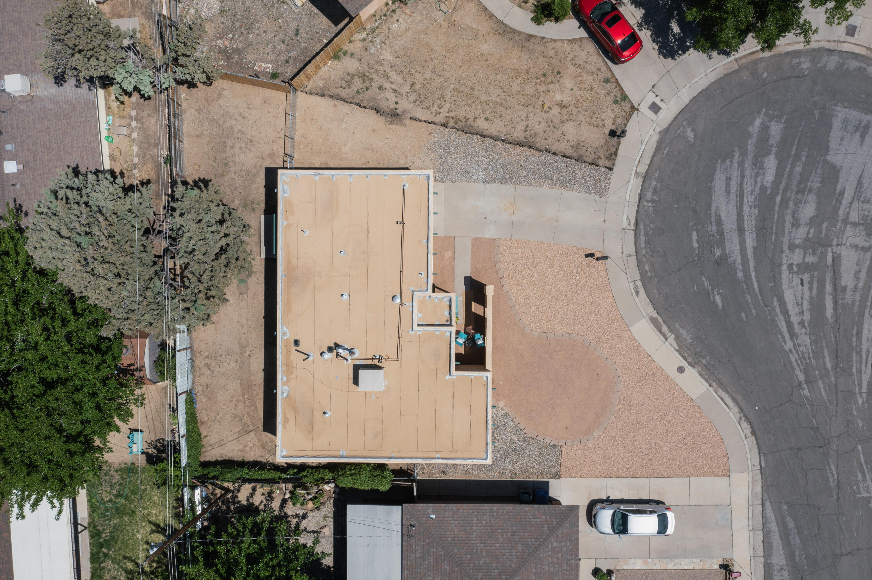 1825 Hiawatha Court NE