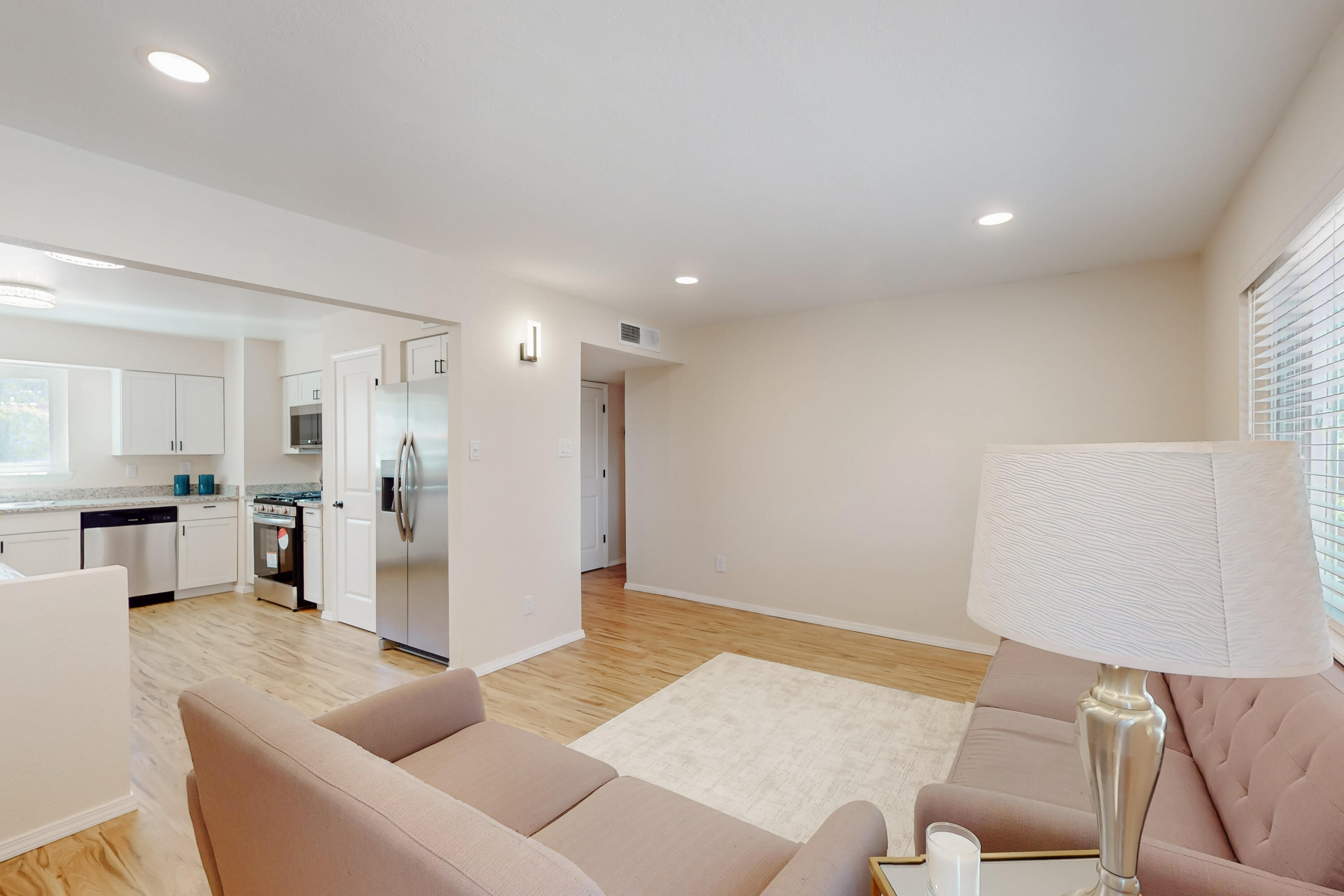 1825 Hiawatha Court NE