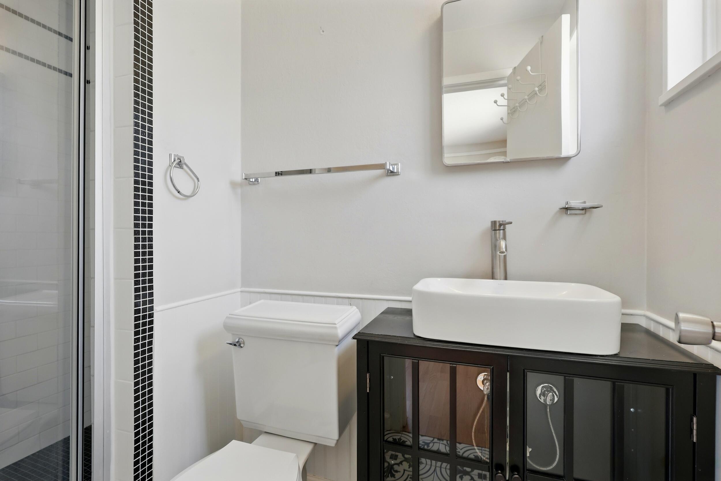 9722 APACHE Avenue NE